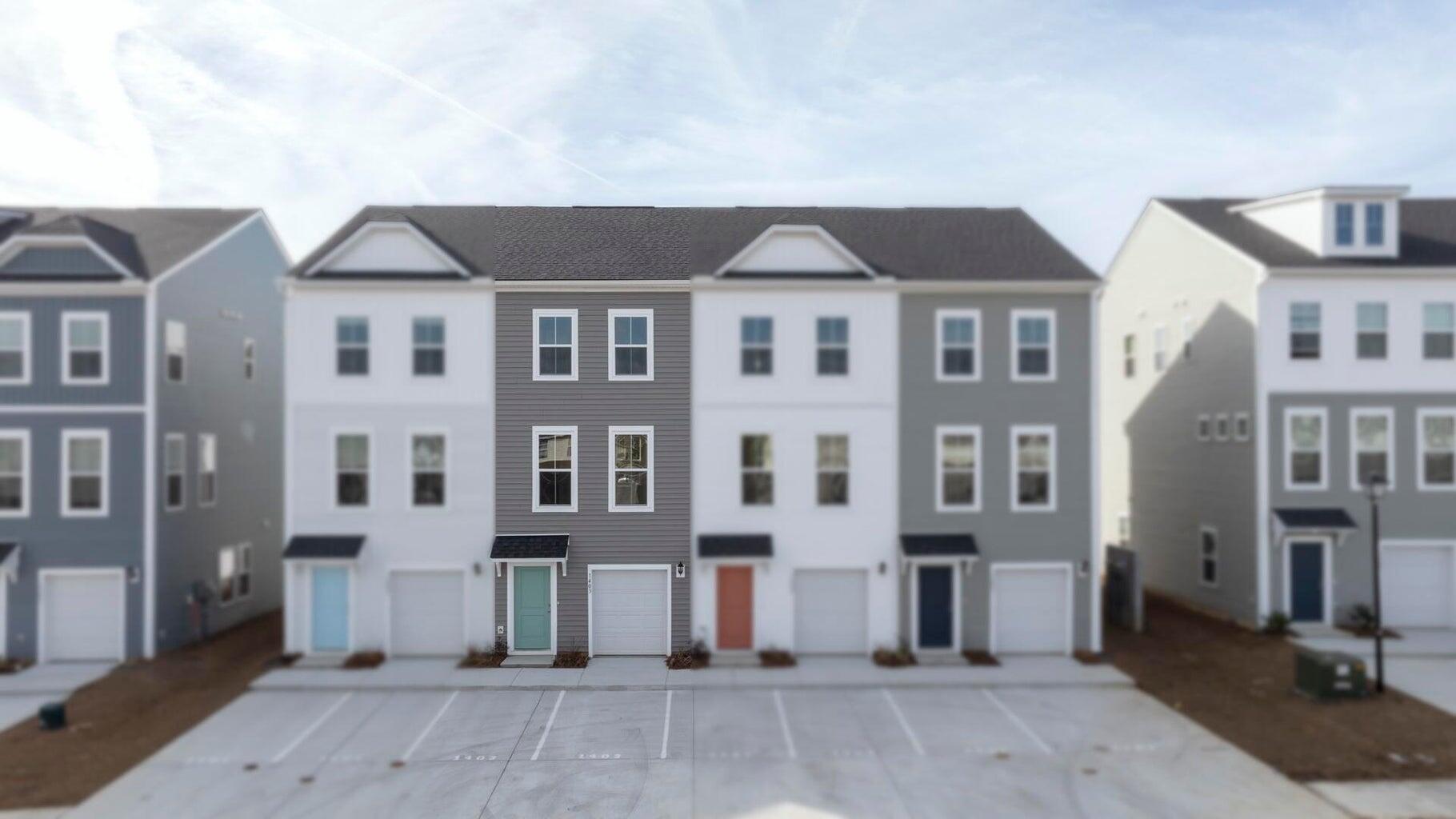 4633 Forest Hills Drive 1003 — photo