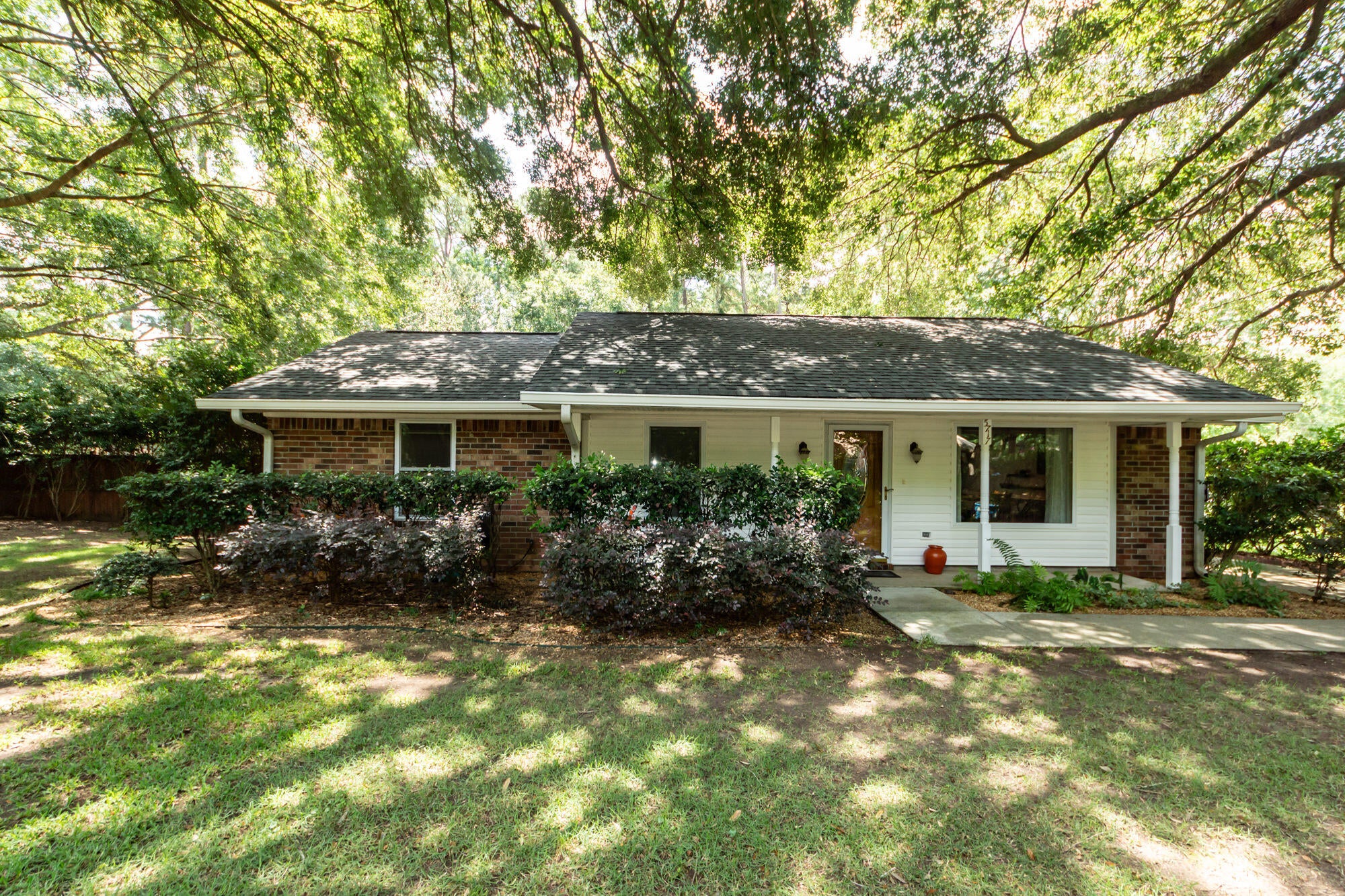 5717 San Flora Avenue — photo