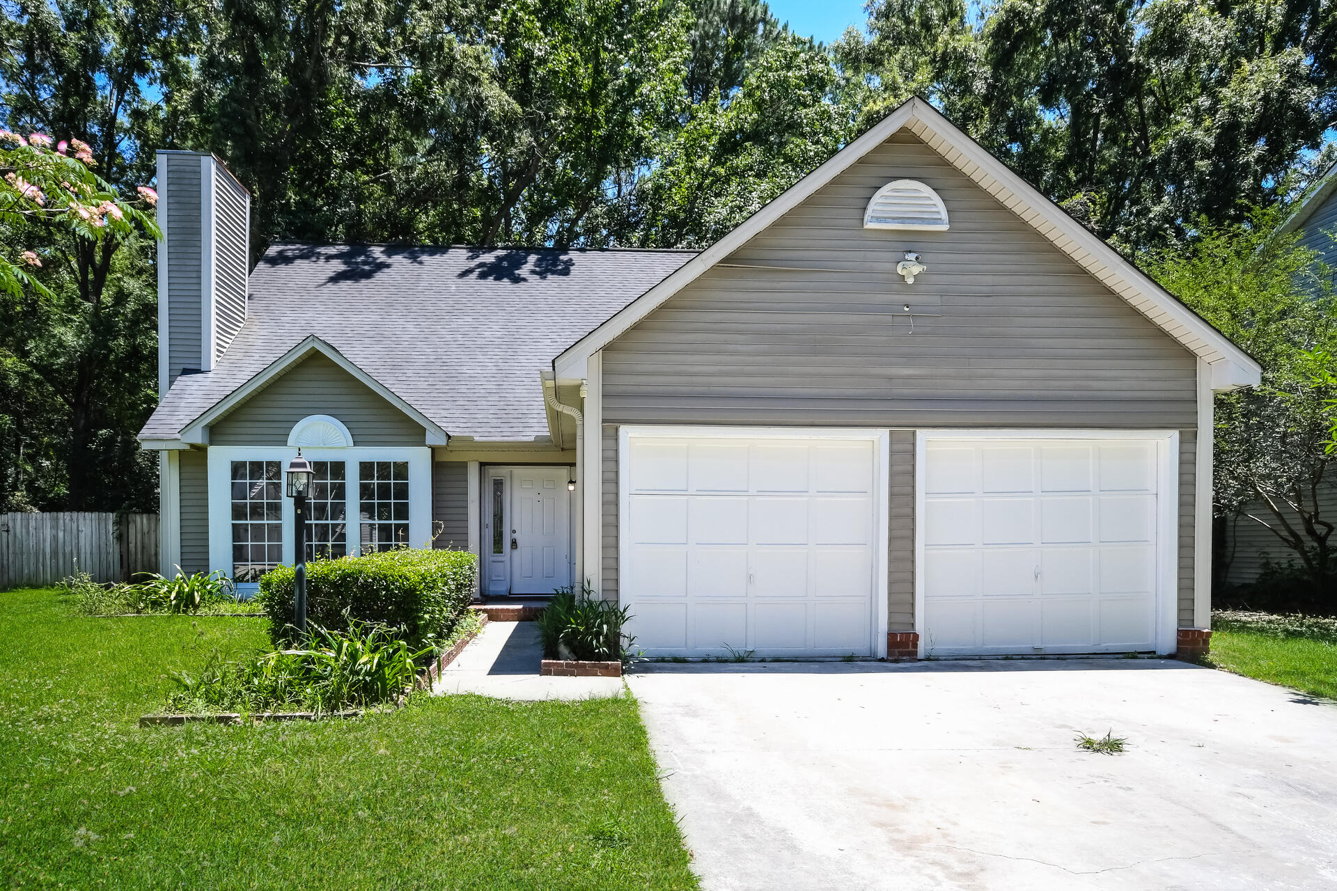 343 Damascus Drive — photo