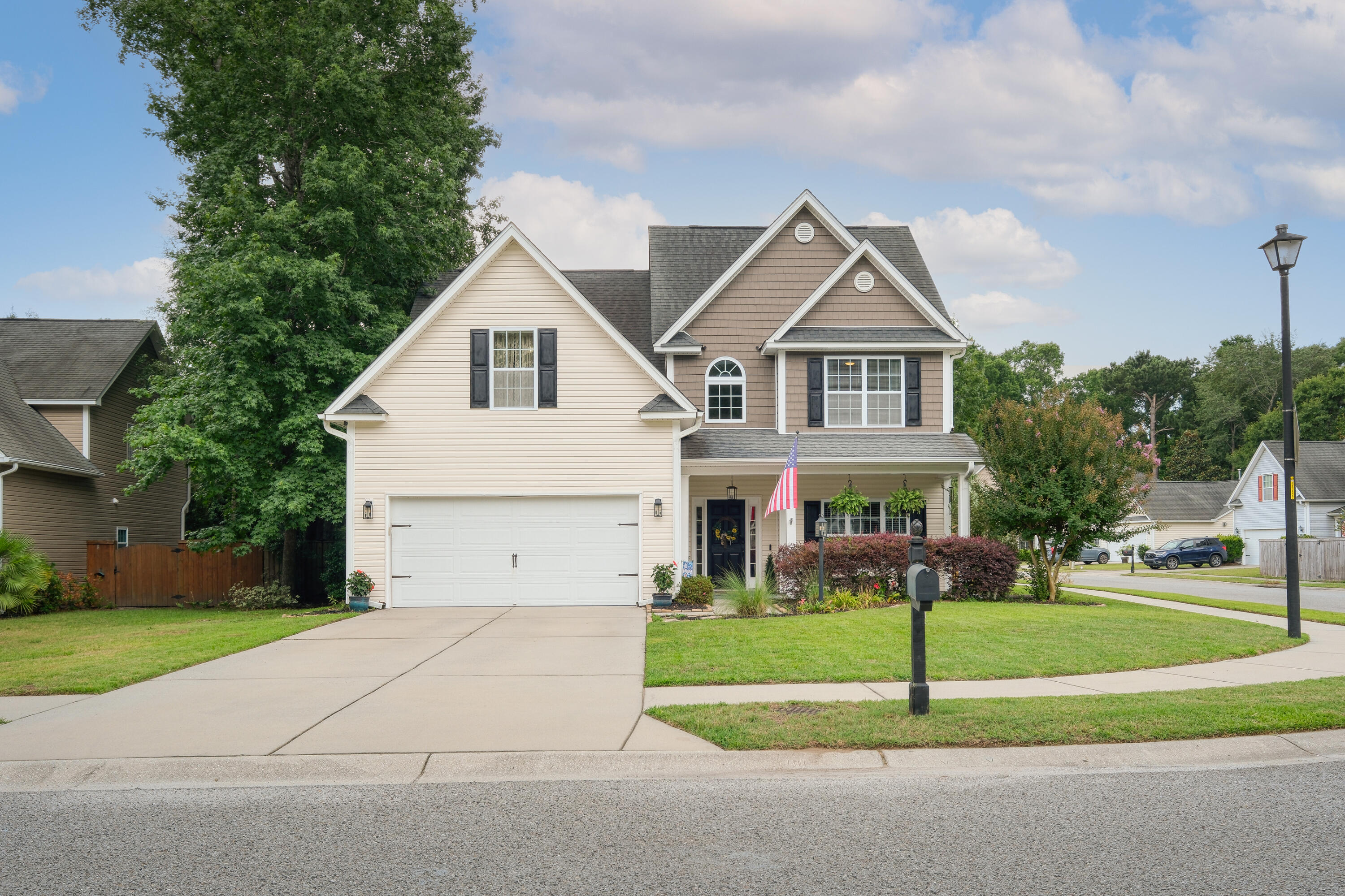 1515 Maple Grove Drive — photo