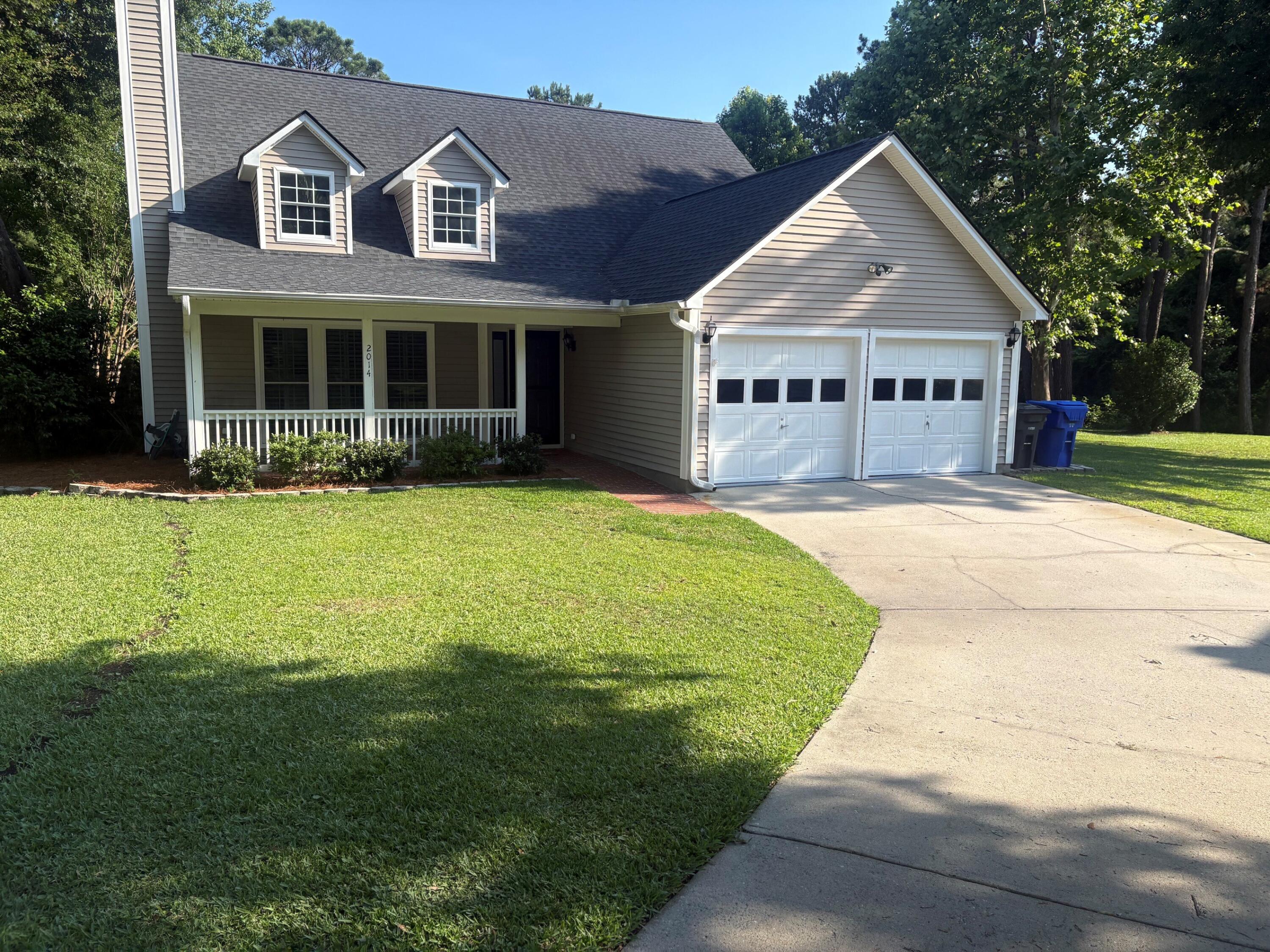 2014 Saphire Court — photo