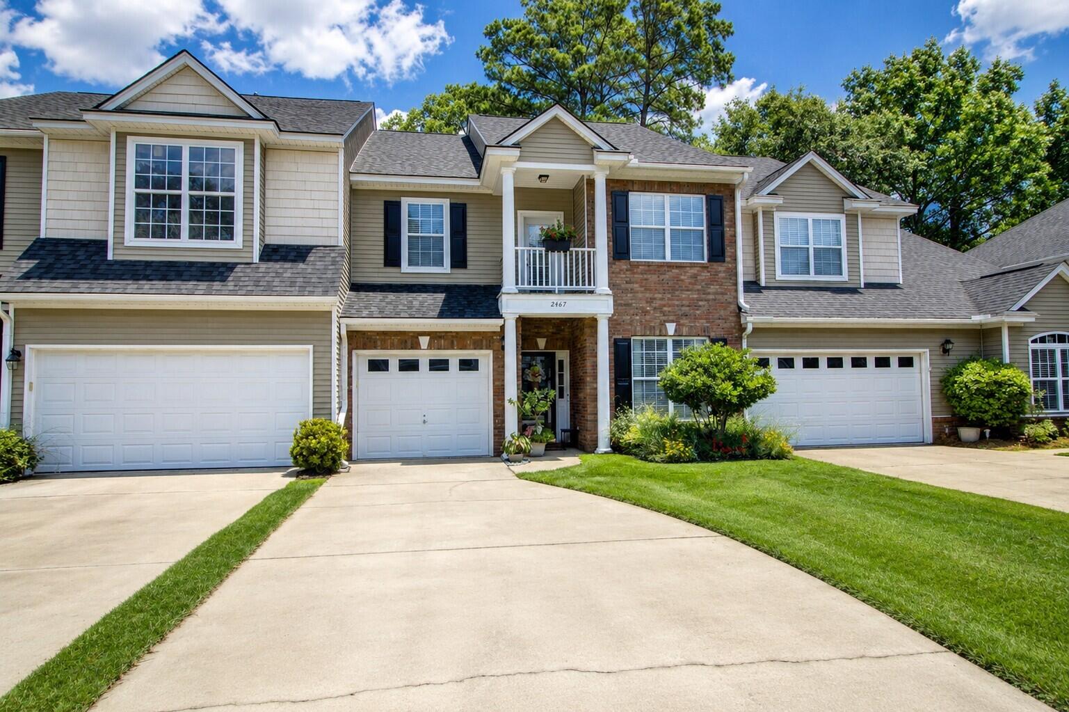 2467 Draymohr Court — photo