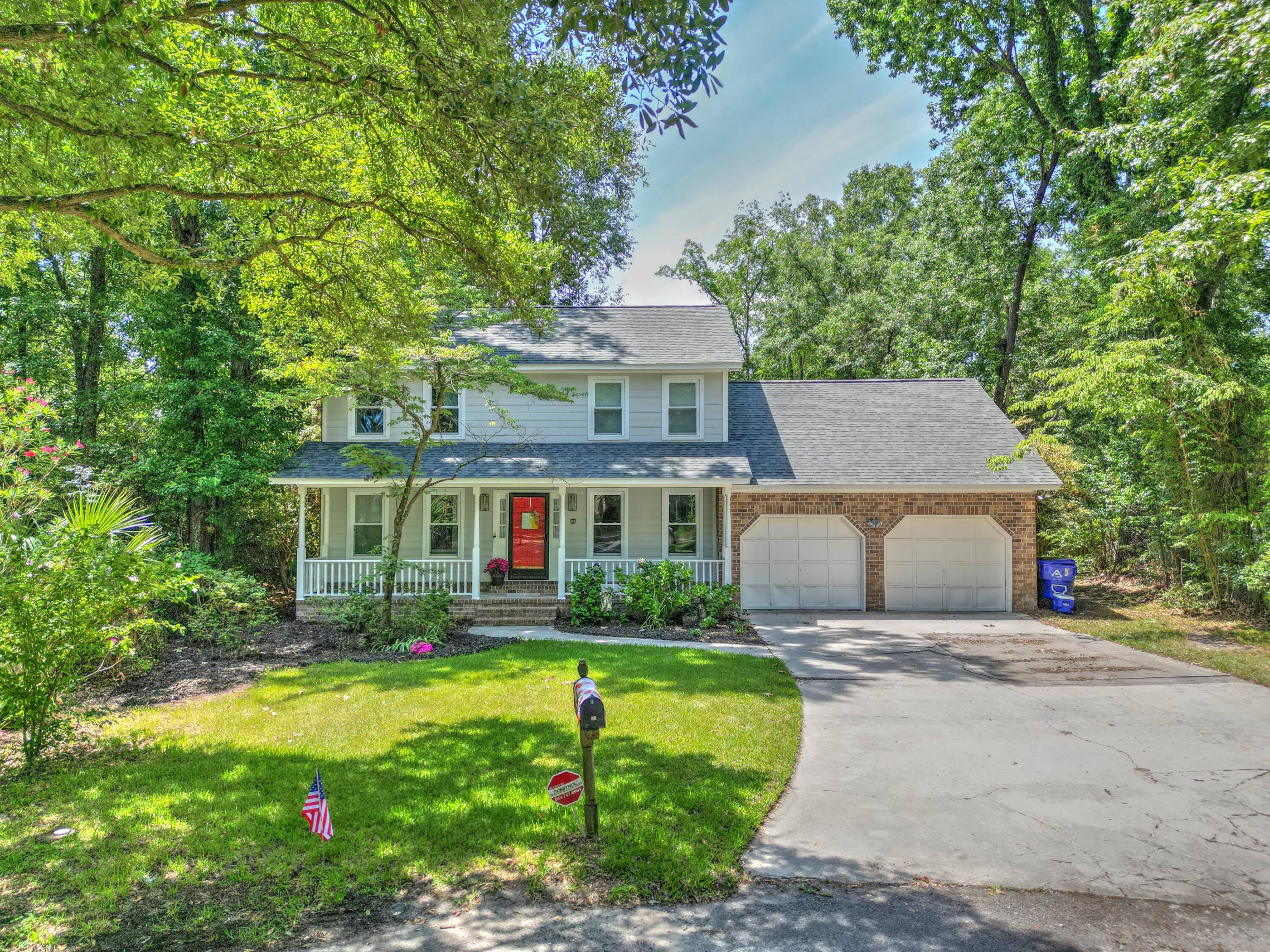 38 S Hampton Drive — photo