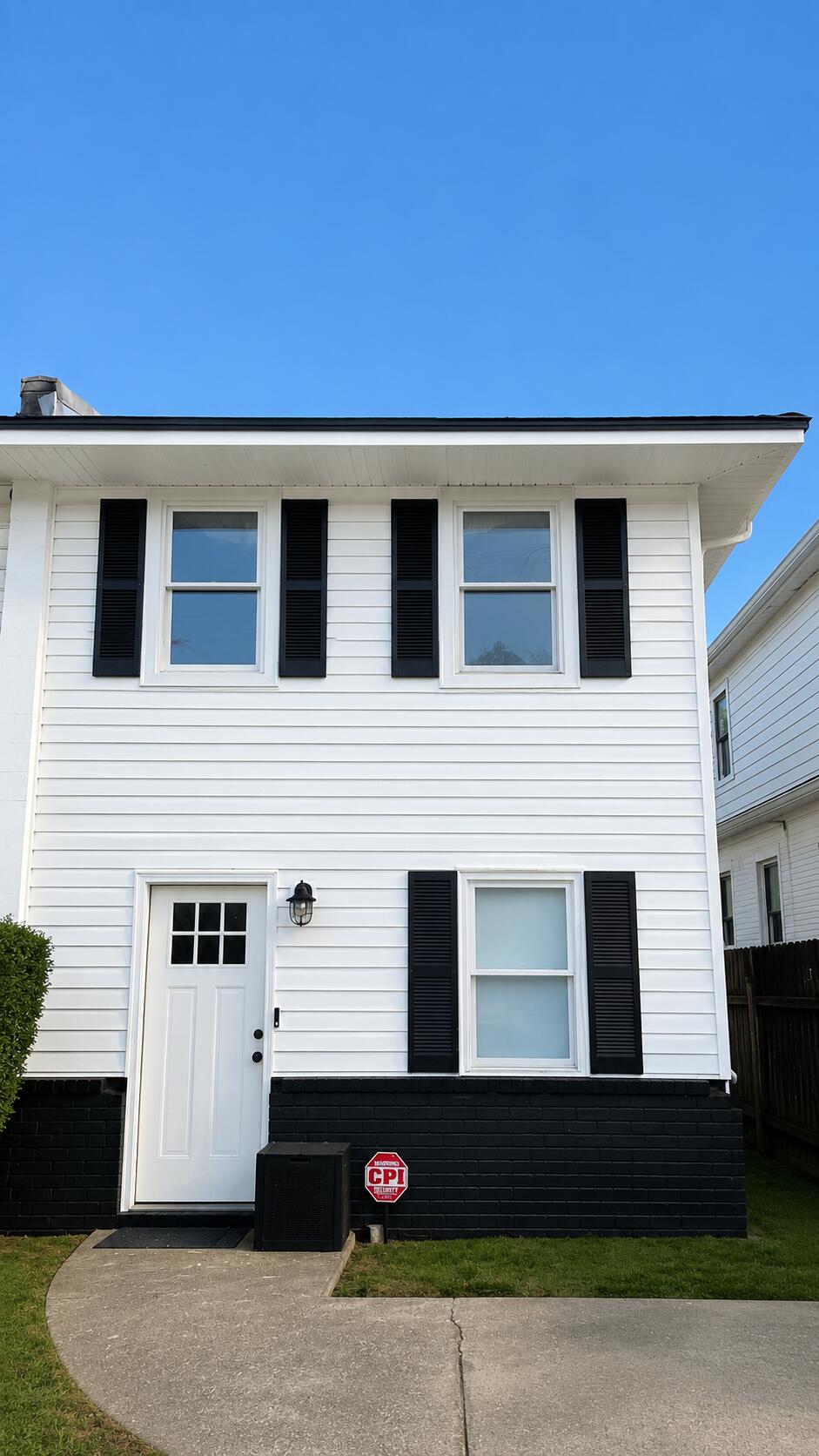 211 Congress Apt B — photo