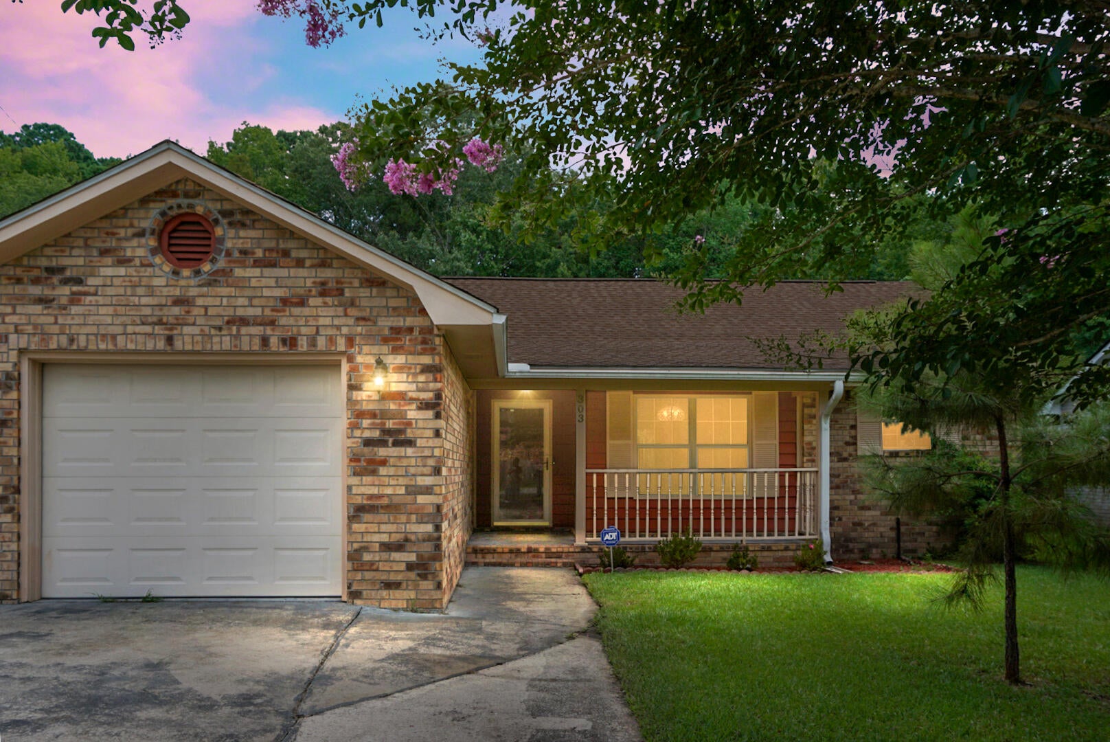 303 E Pandora Drive — photo