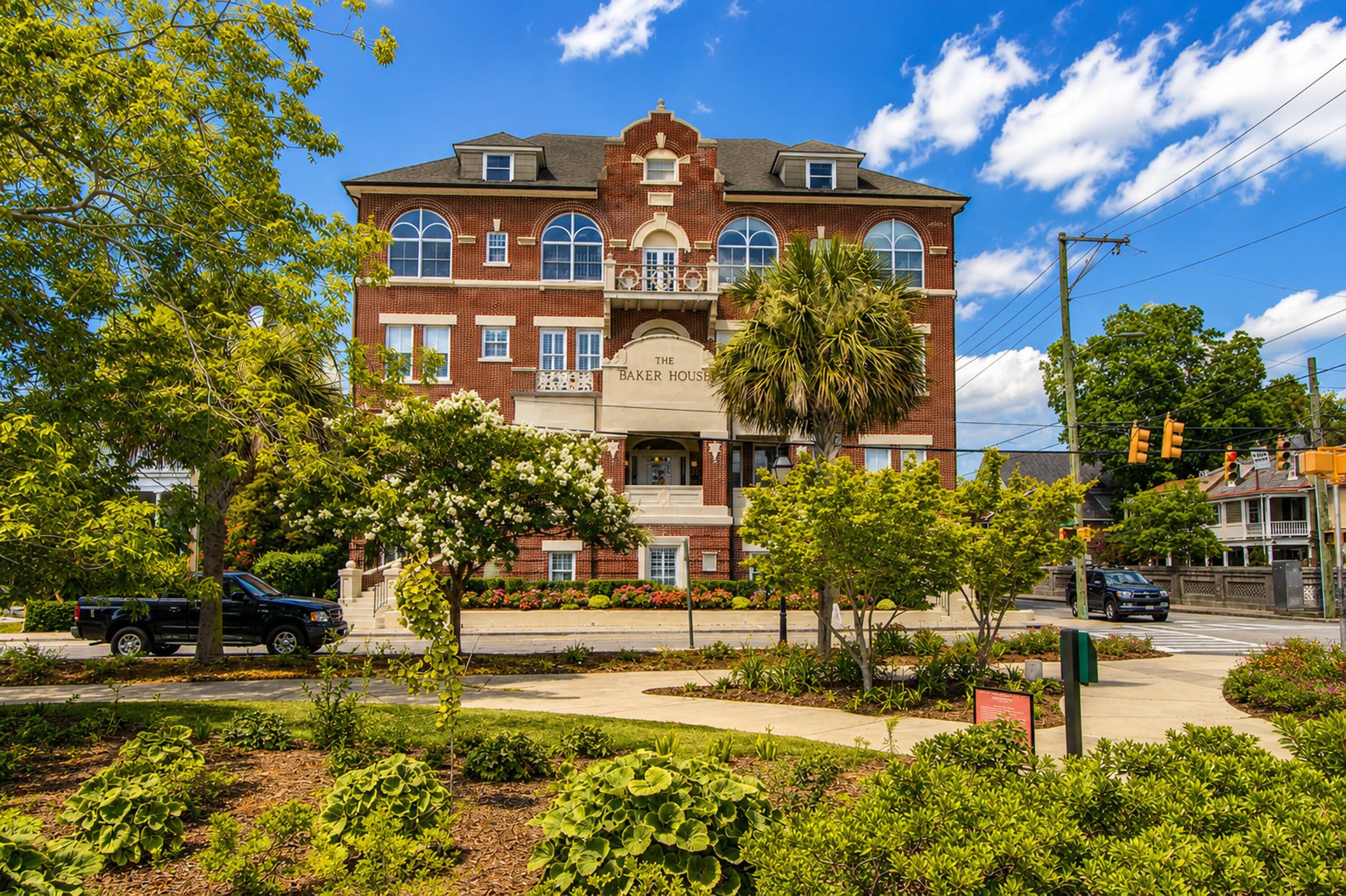 55 Ashley Avenue Apt 5 — photo