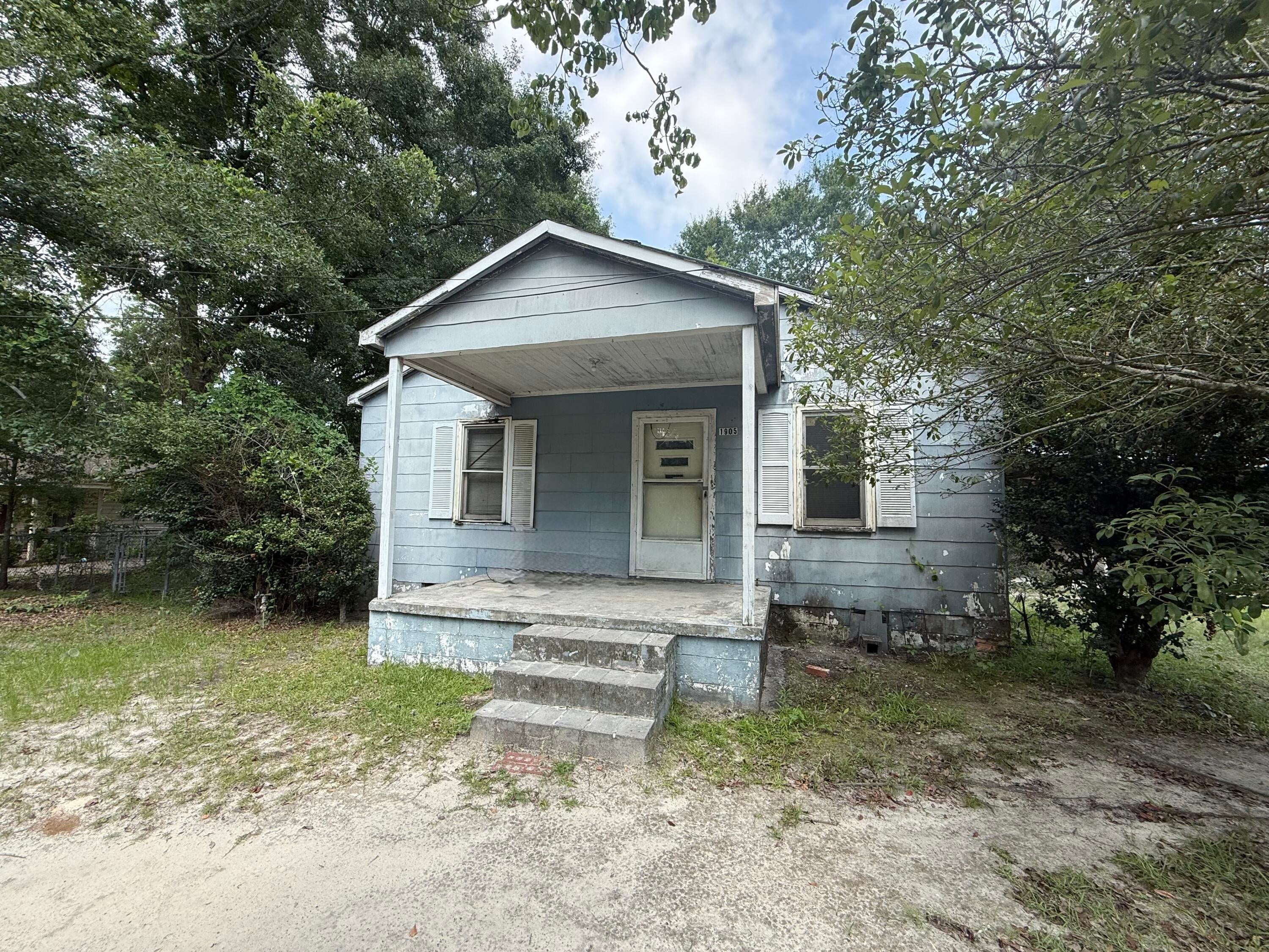 1905 Church Street — photo
