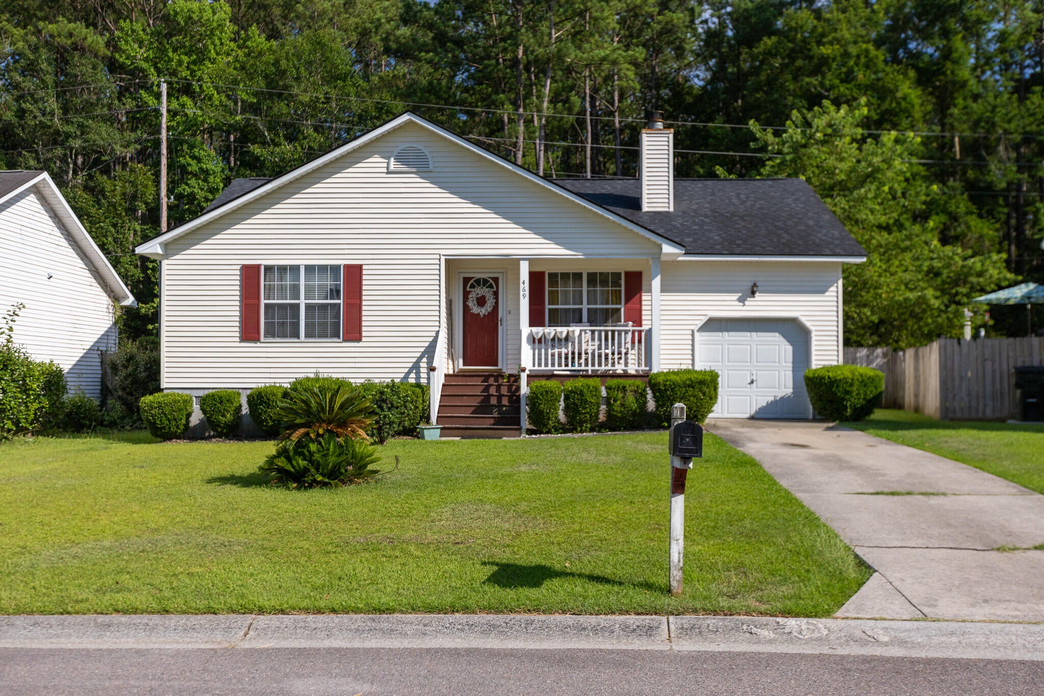 469 Courtland Drive — photo