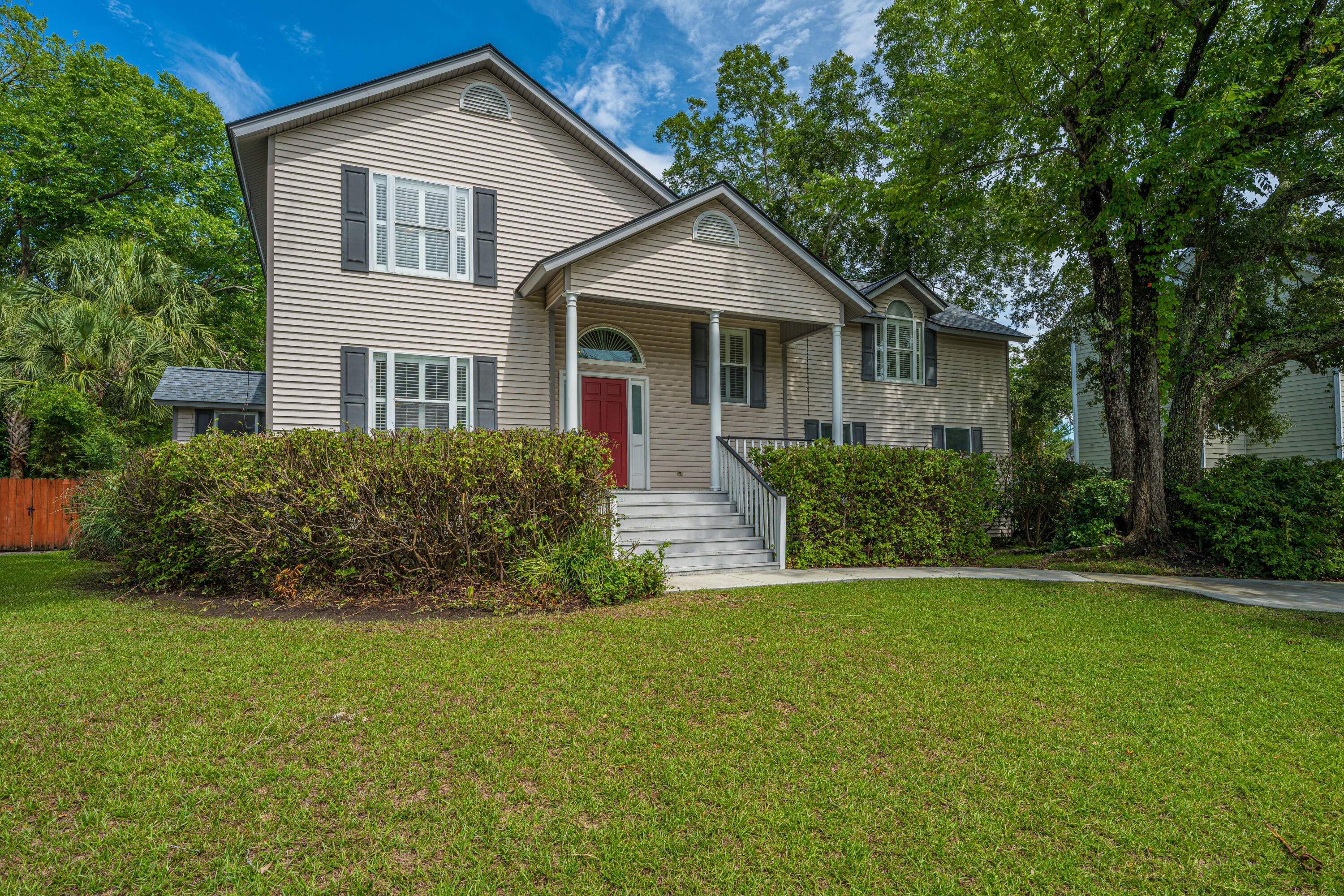 230 Marsh Oaks Drive — photo