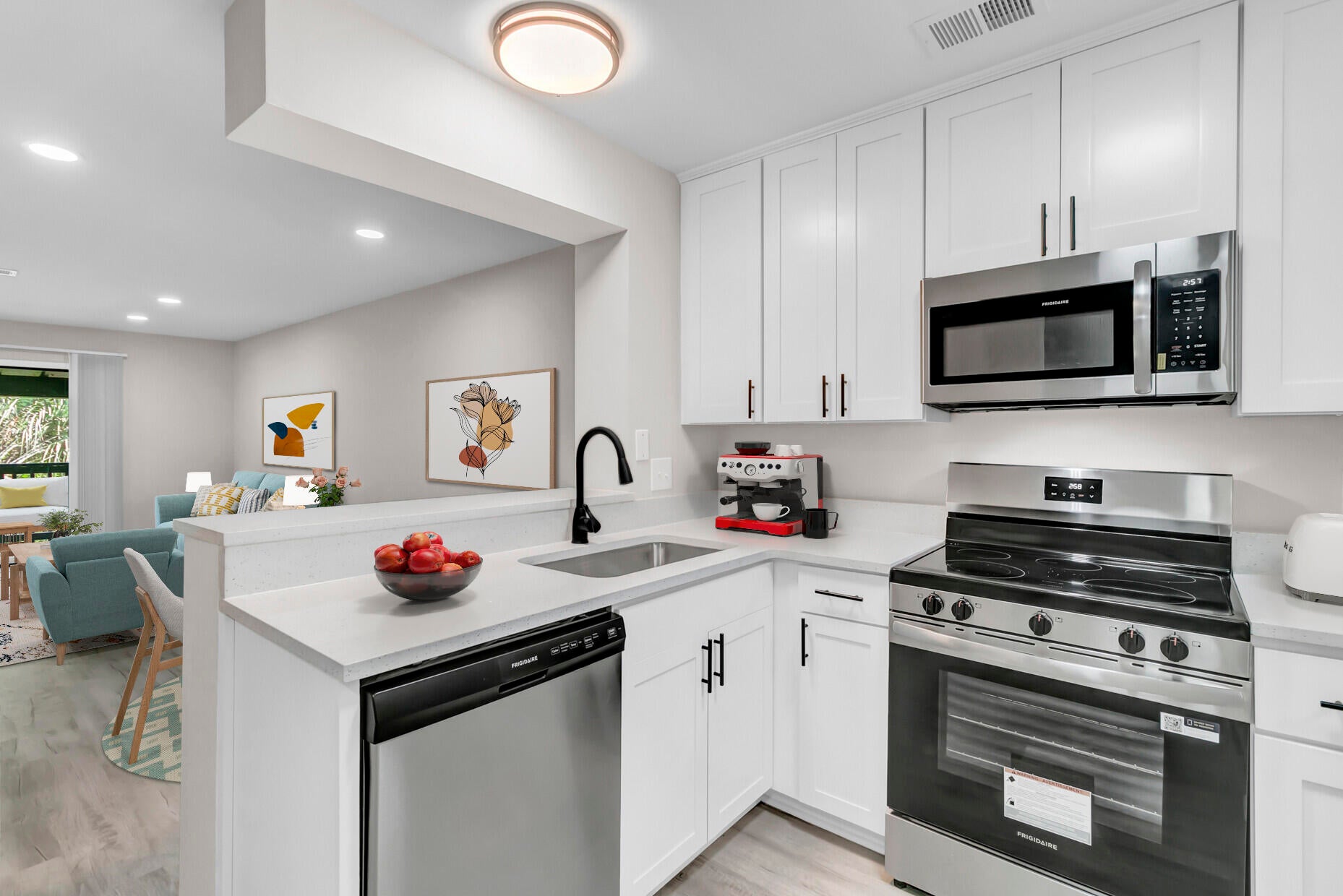 1530 Fort Johnson Road Apt 1K — photo
