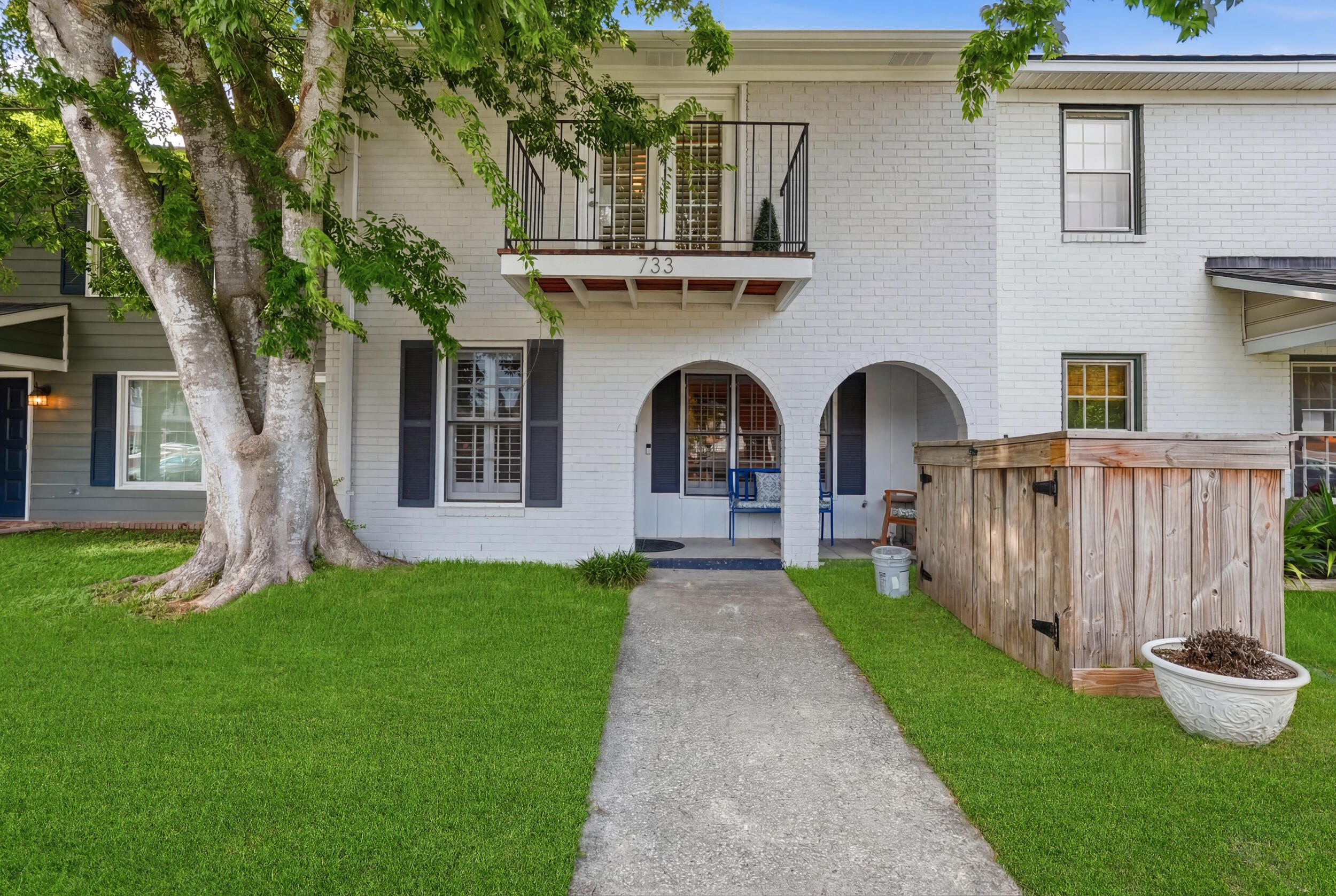 733 Ralston Court — photo