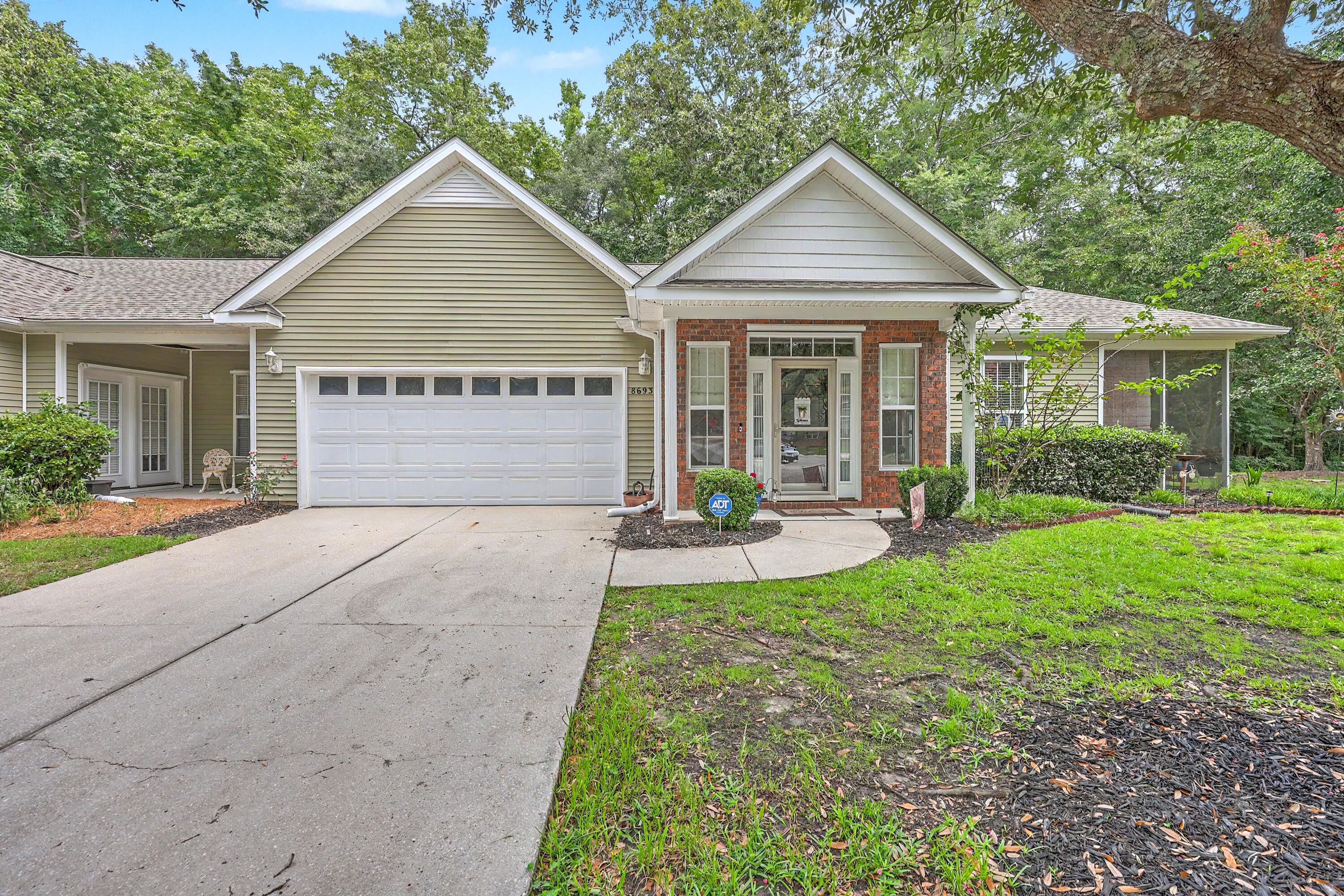 8693 Grassy Oak Trail — photo