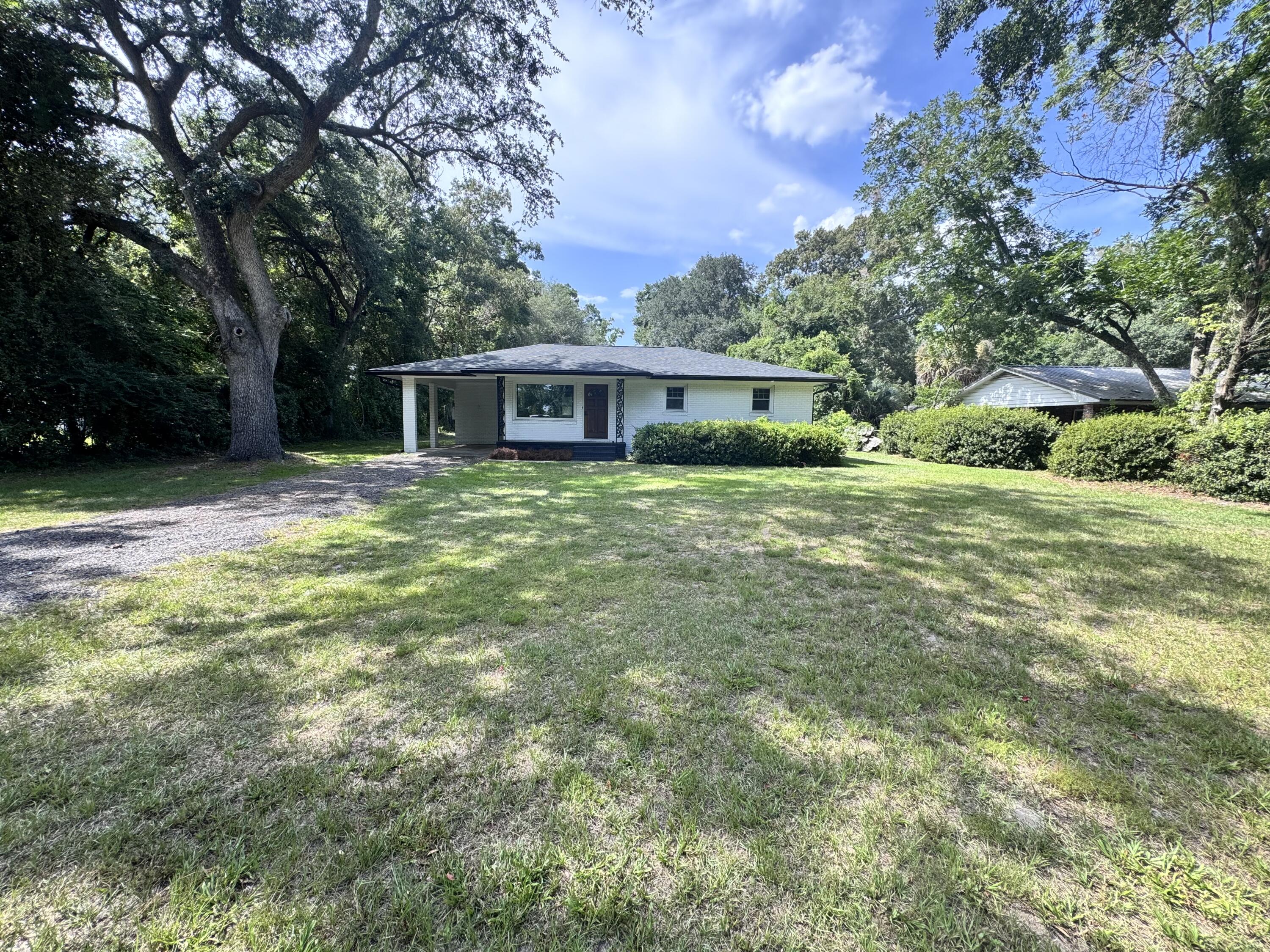 618 Boone Hill Road — photo