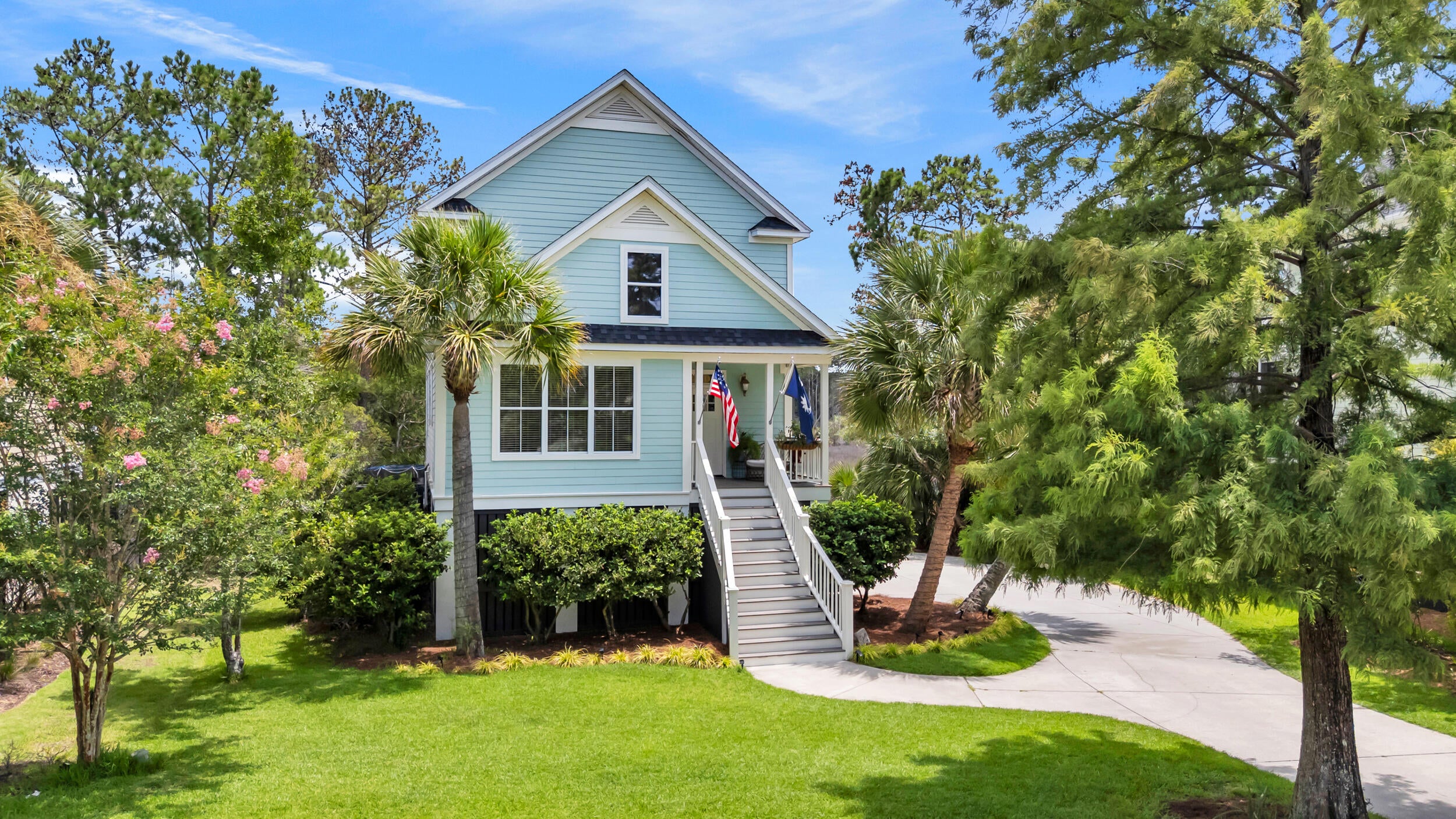 2301 N Creek Drive — photo