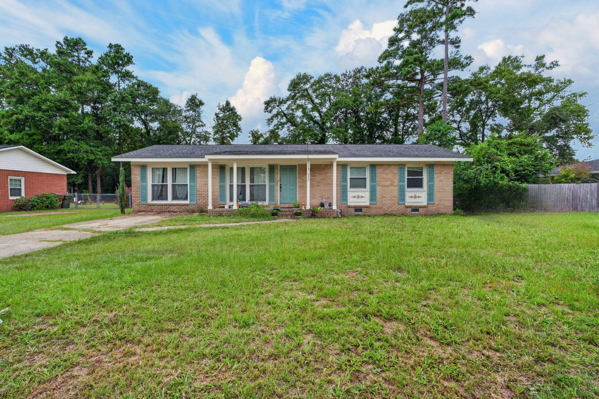252 High Hill Drive — photo