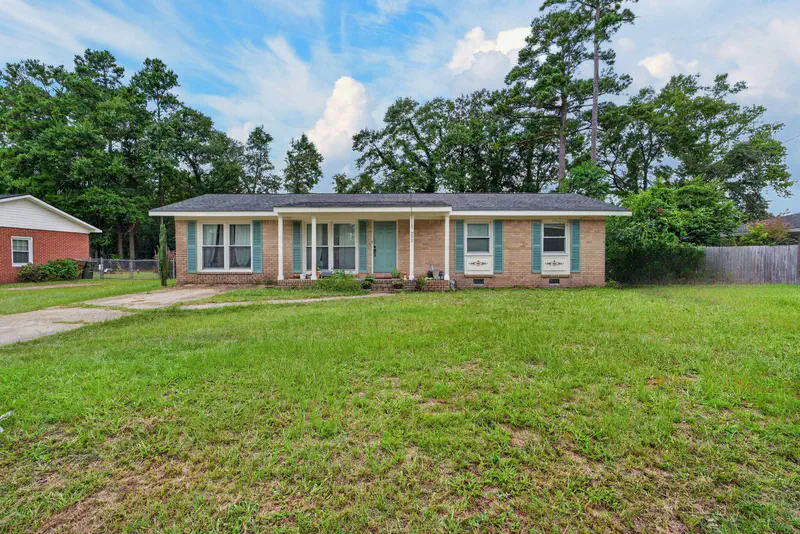 252 High Hill Drive — photo