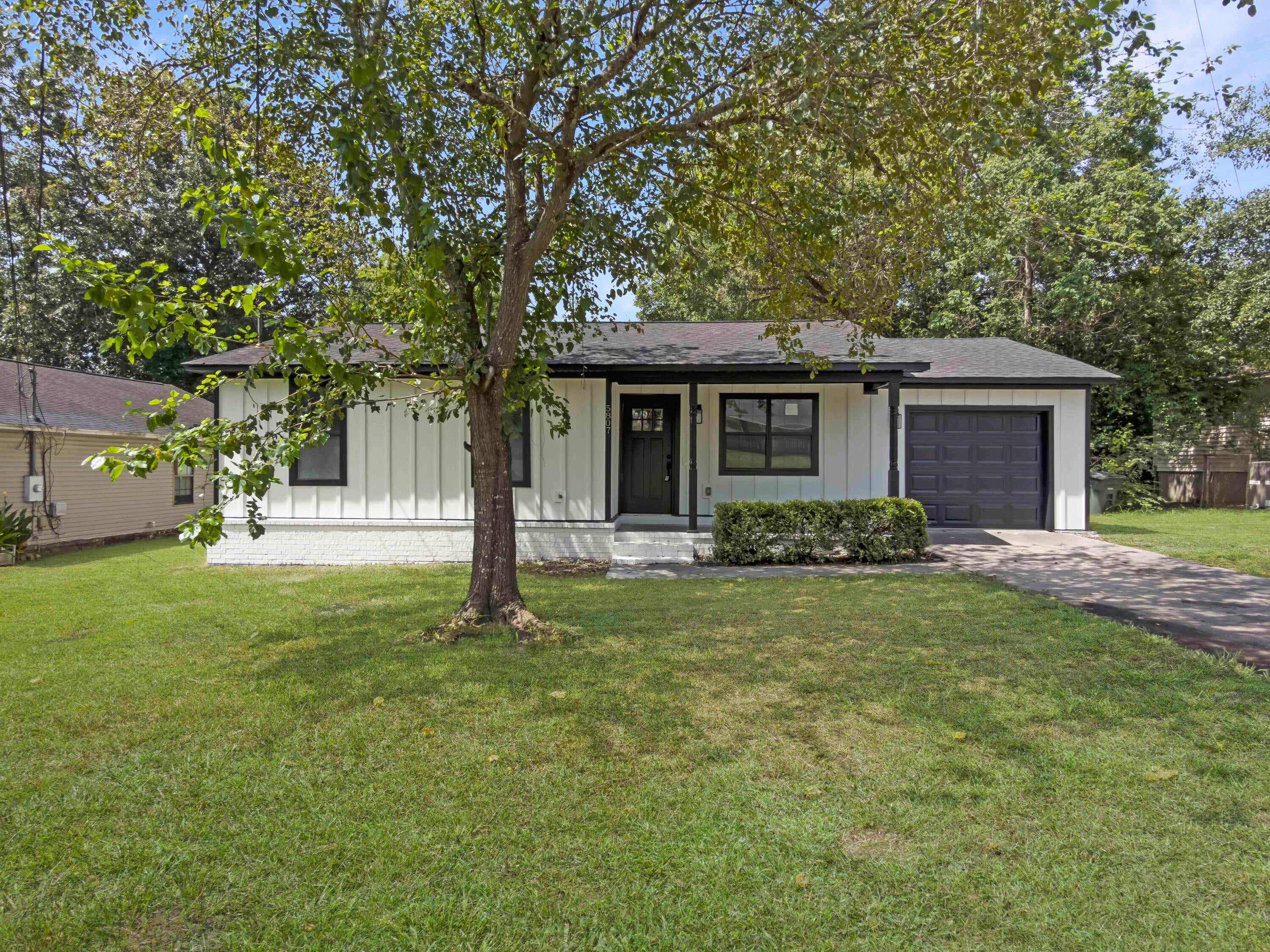 5807 Robinhood Drive — photo