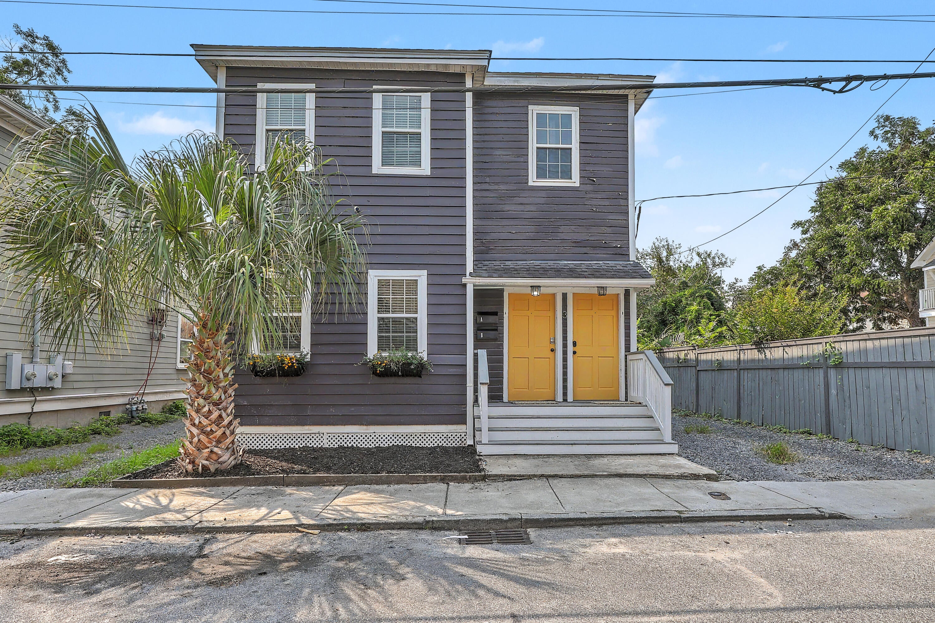 3 Strawberry Lane — photo