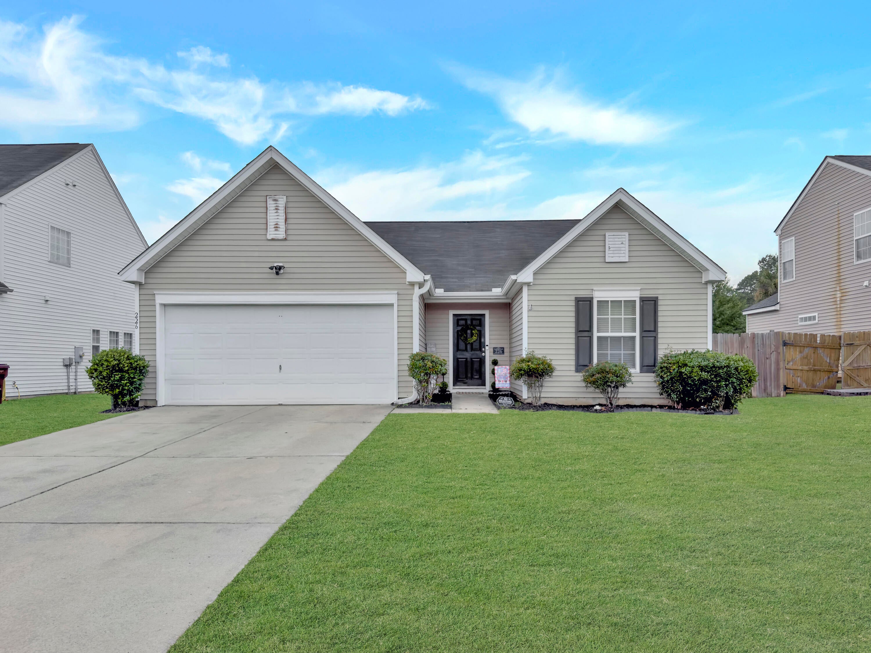 226 Silk Oak Drive — photo