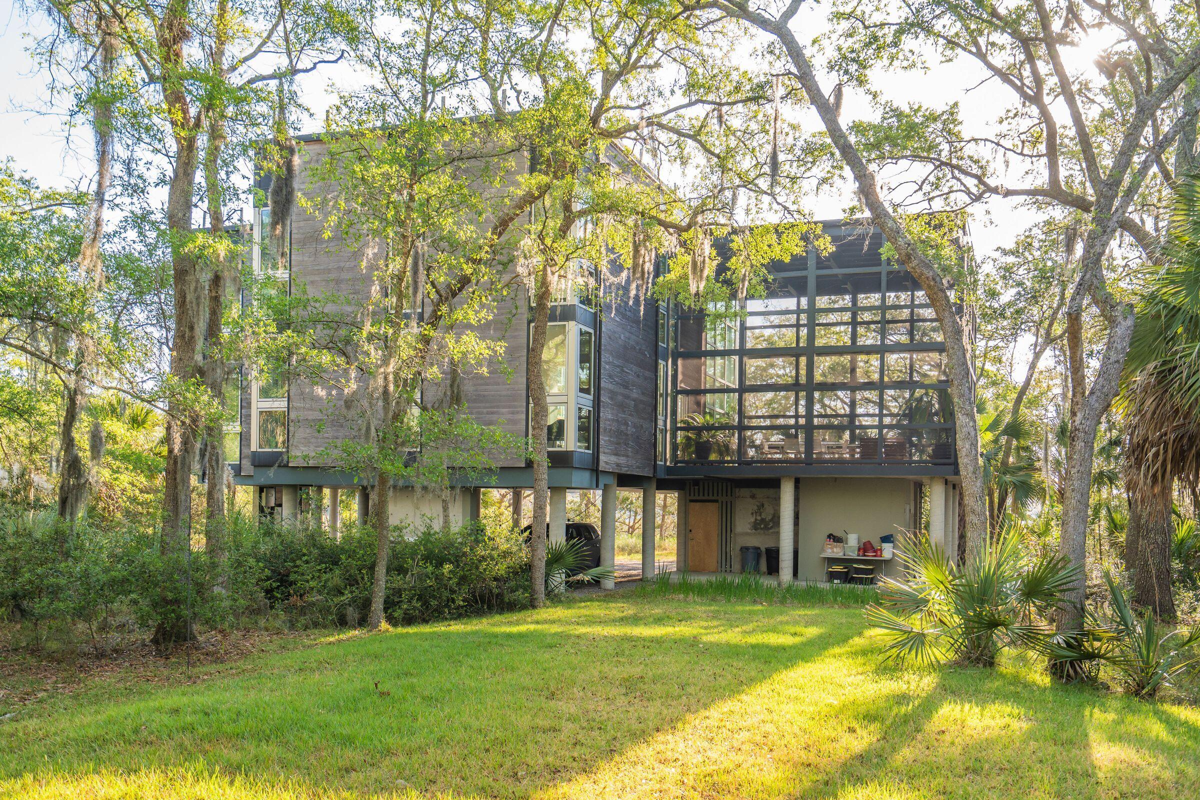 7965 Russell Creek Drive — photo