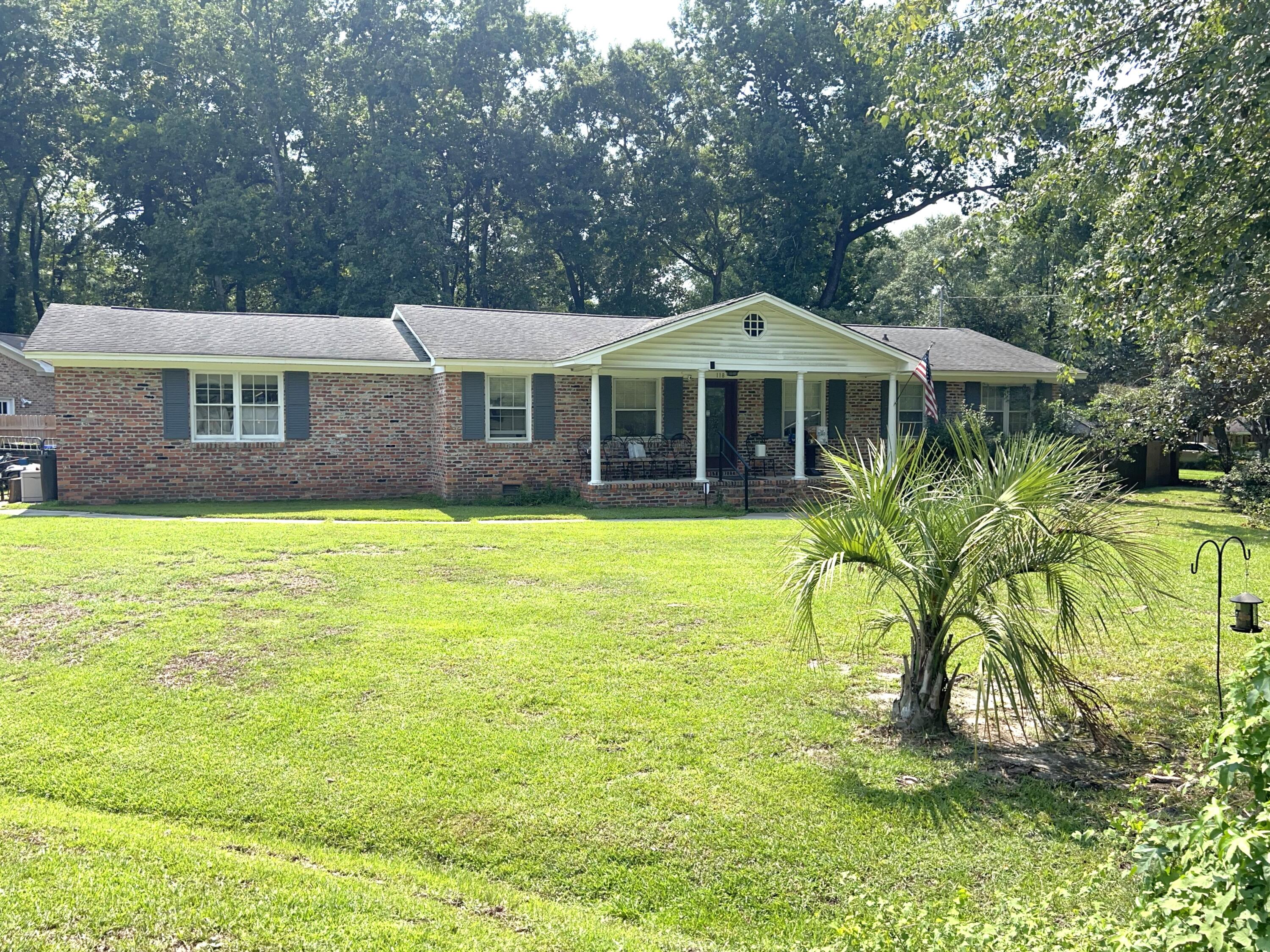 118 Azalea Drive — photo