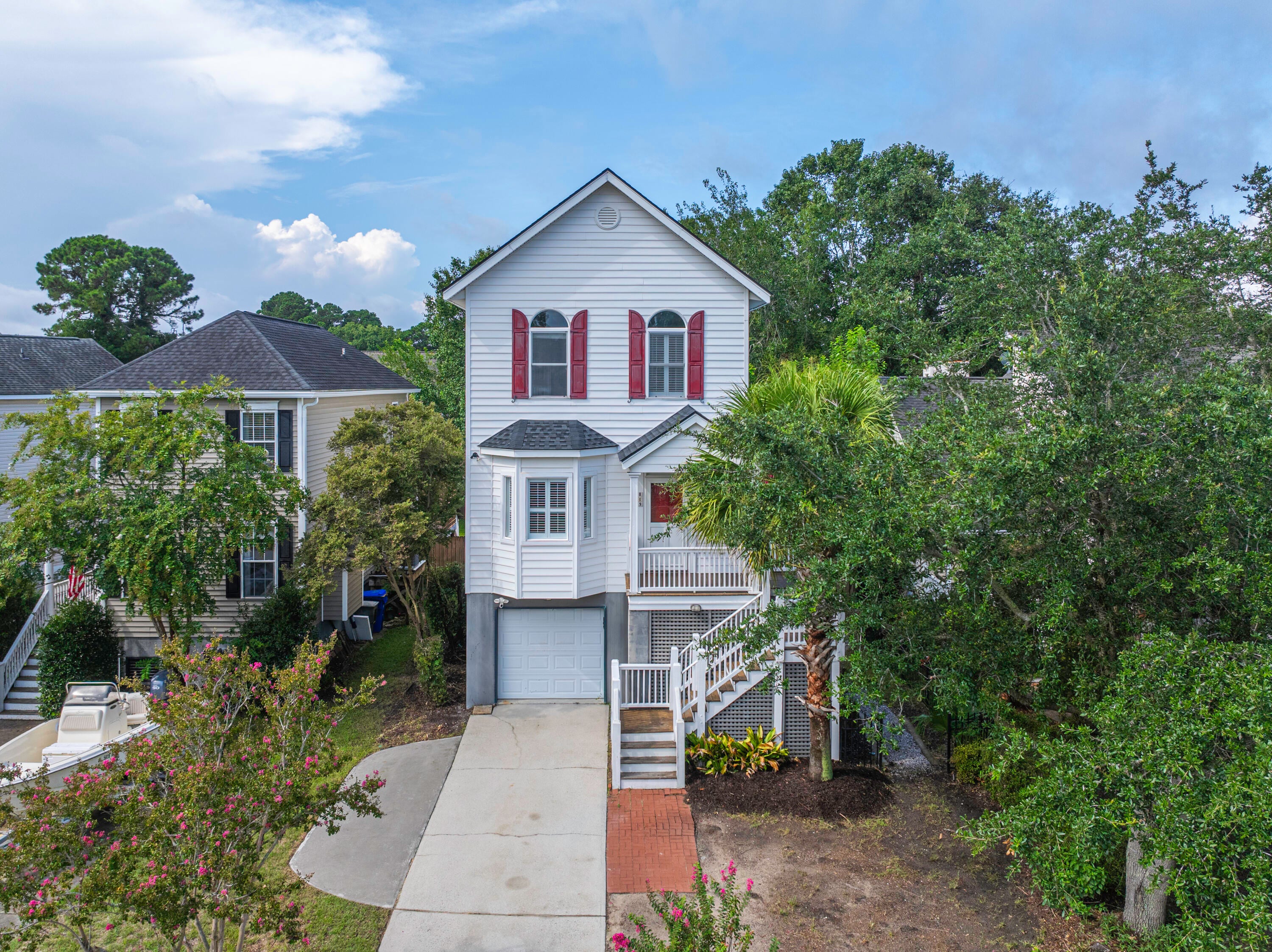 819 Harbor Place Drive — photo