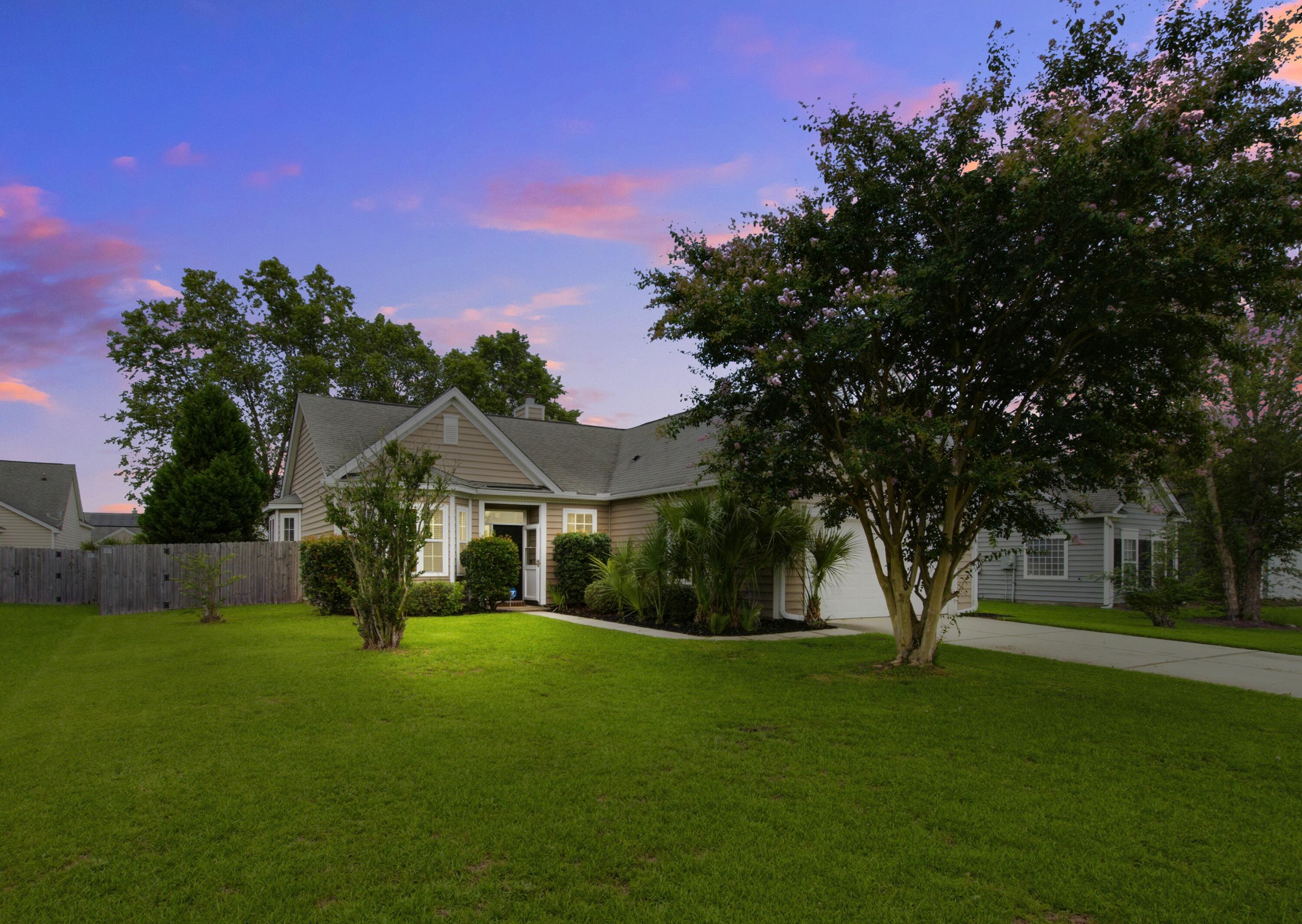 7303 Kestrel Trail — photo