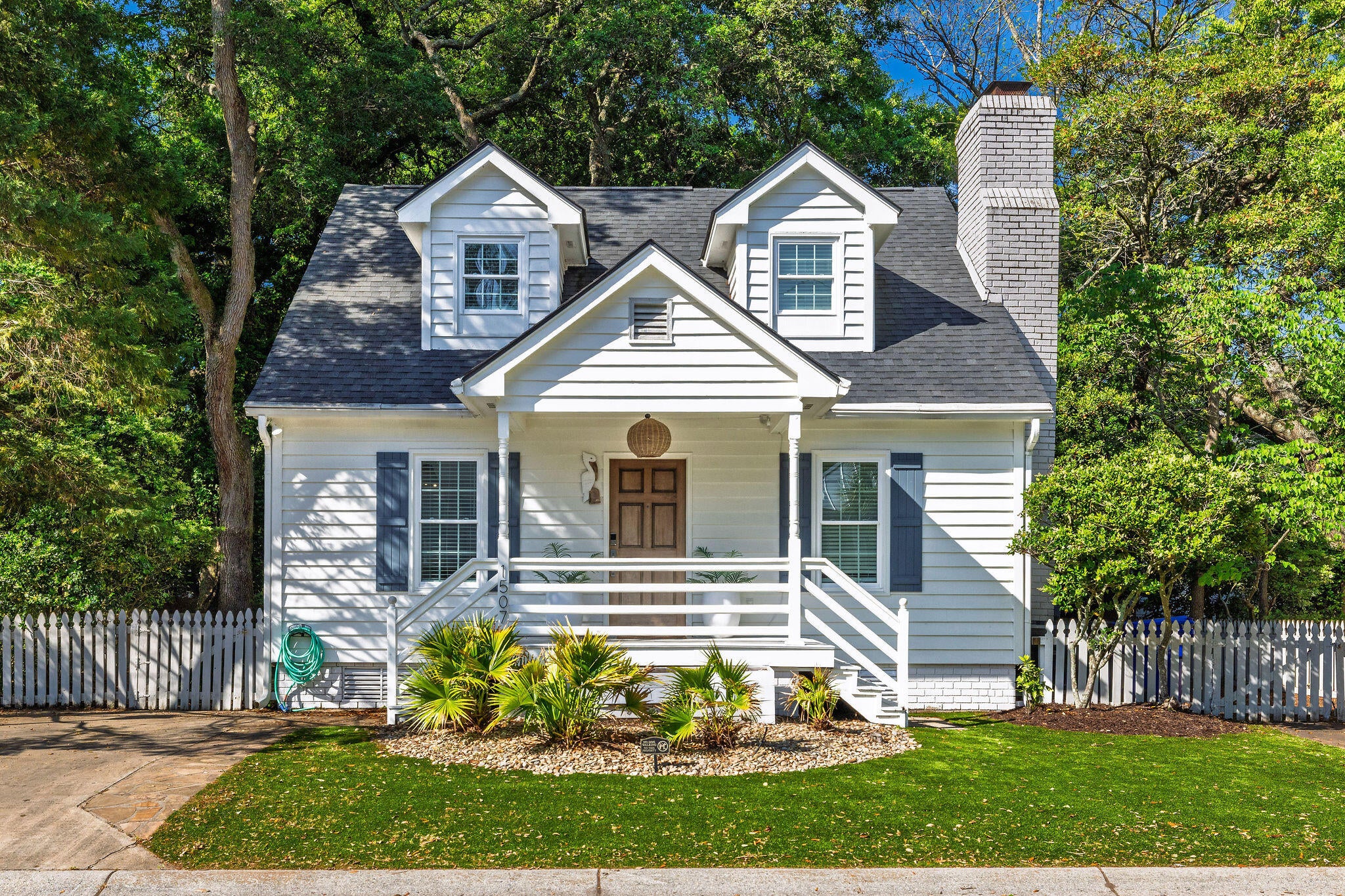 1507 Village Square — photo