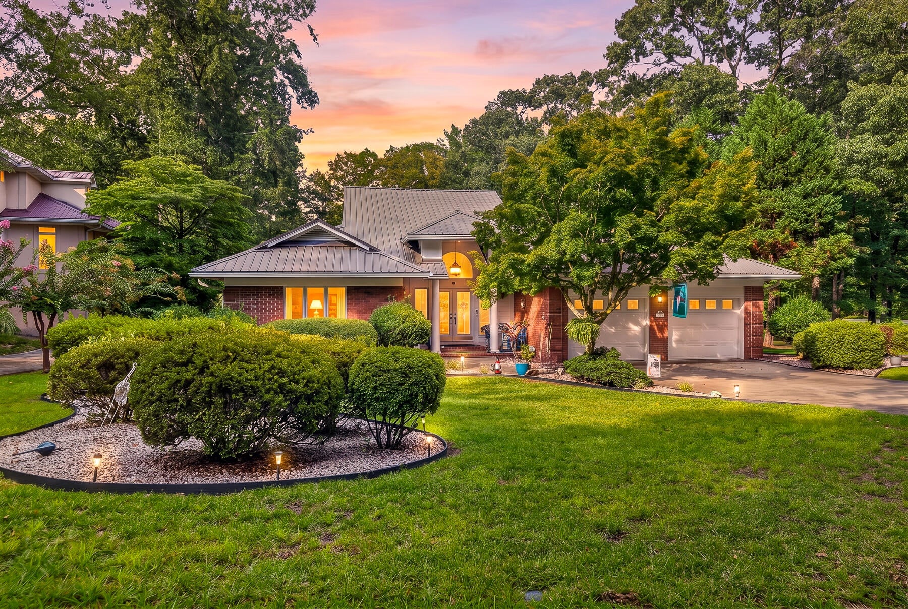 216 Broad River Drive — photo