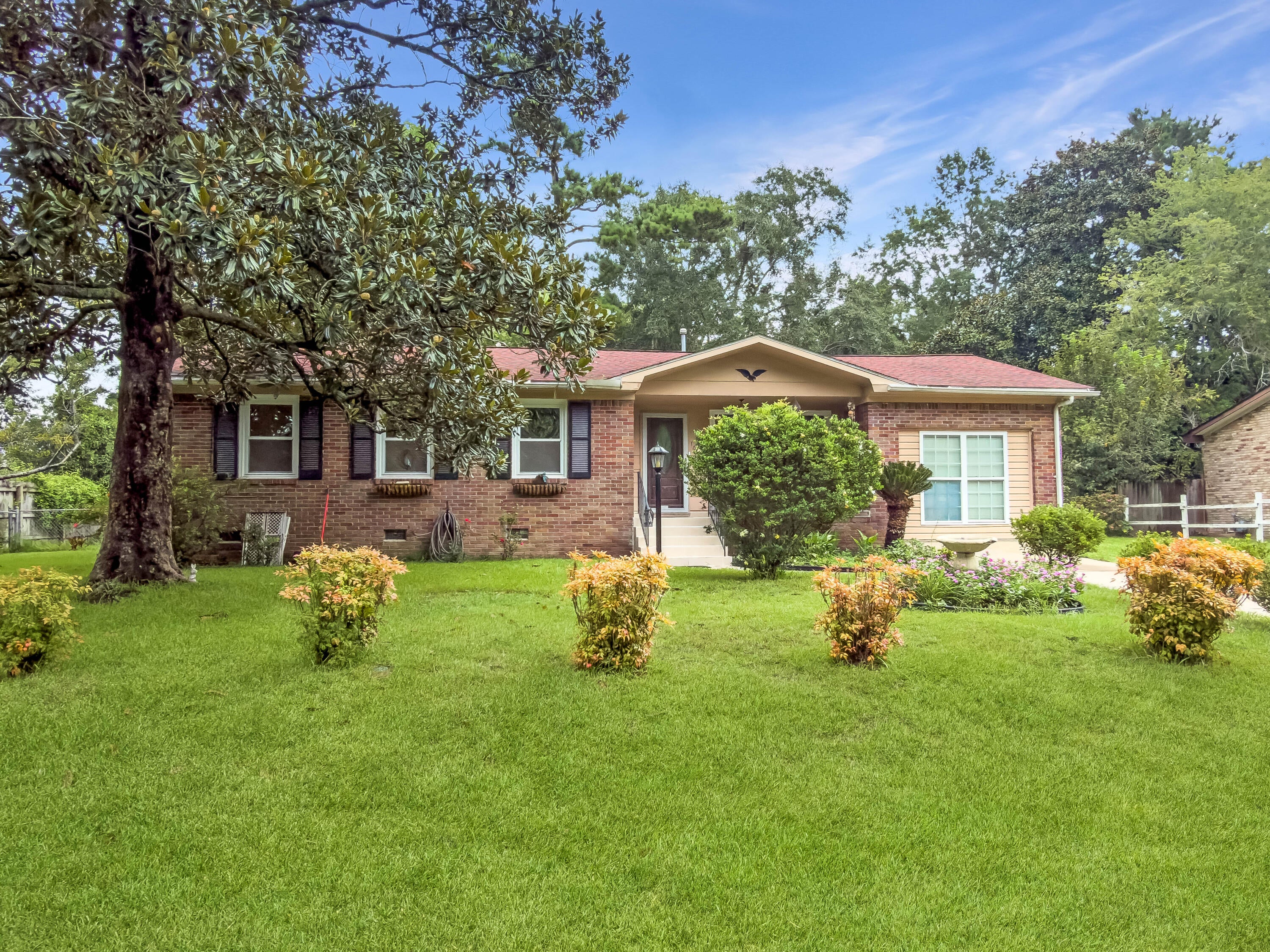 103 Wren Court — photo