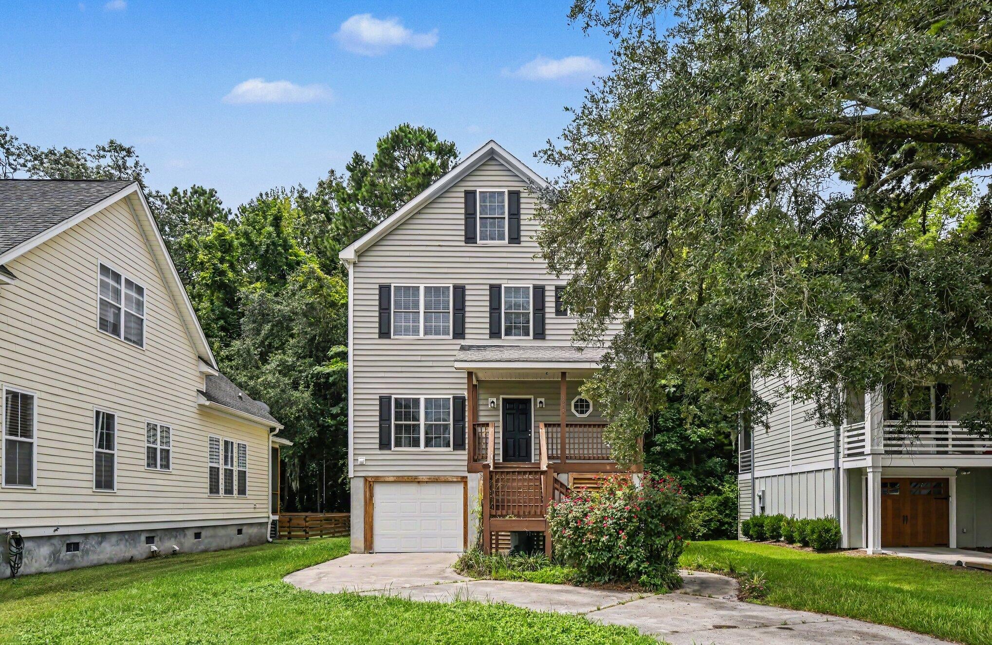 1911 Chestnut Oak Lane — photo