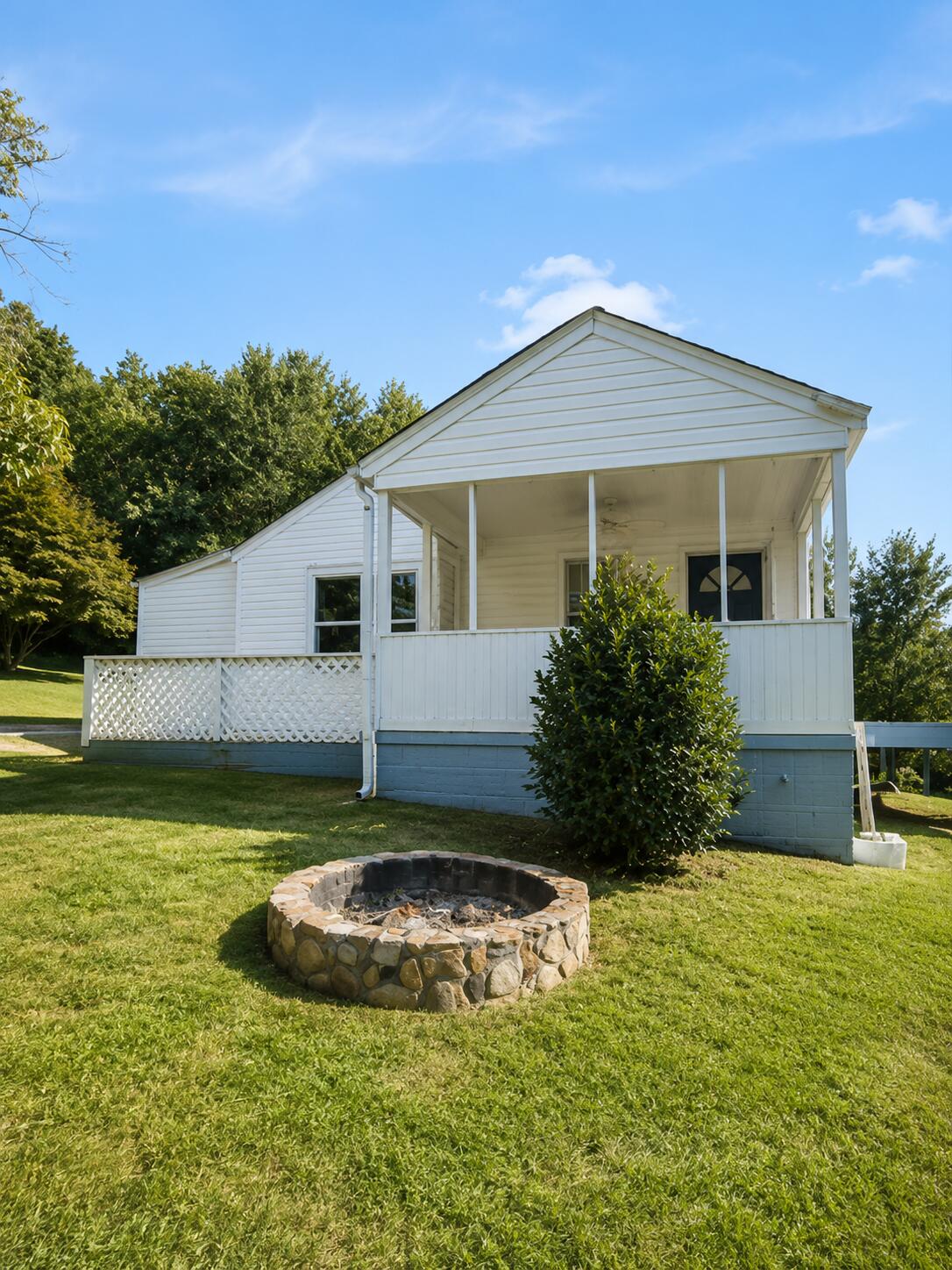 102 Gilbert Drive — photo