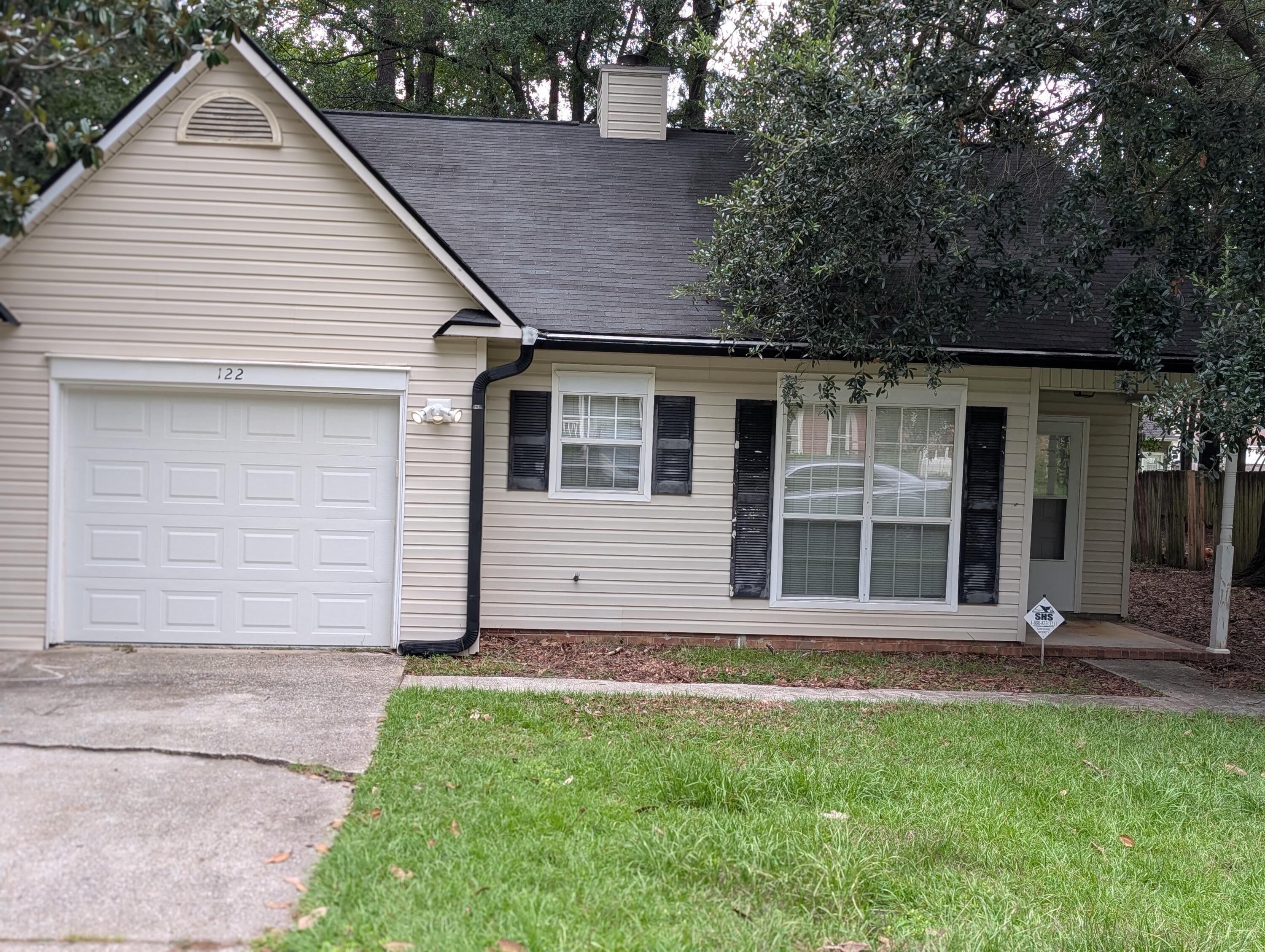 122 Beverly Drive — photo