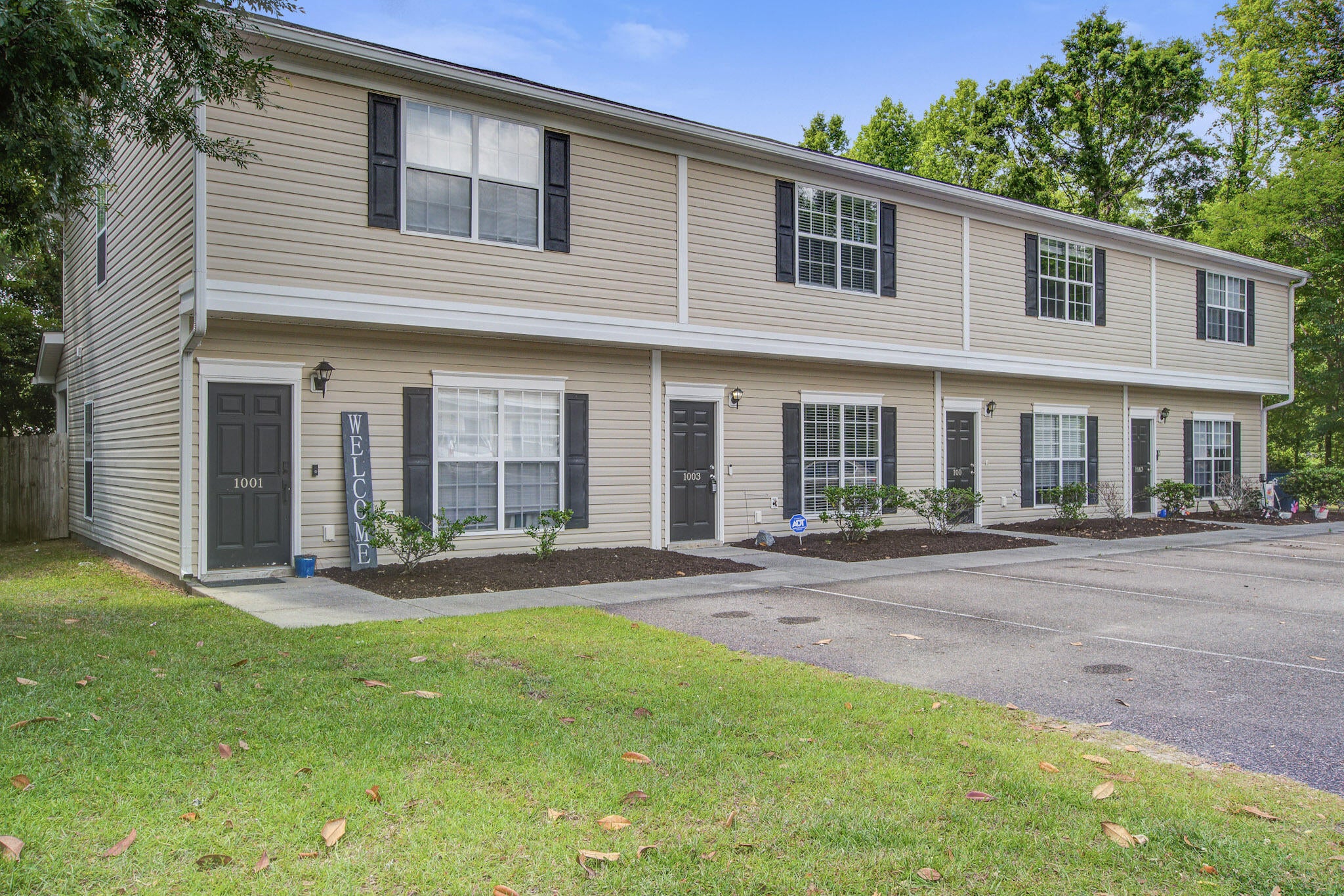 1003 Lexi Court — photo