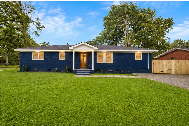 1157 Symmes Drive — photo