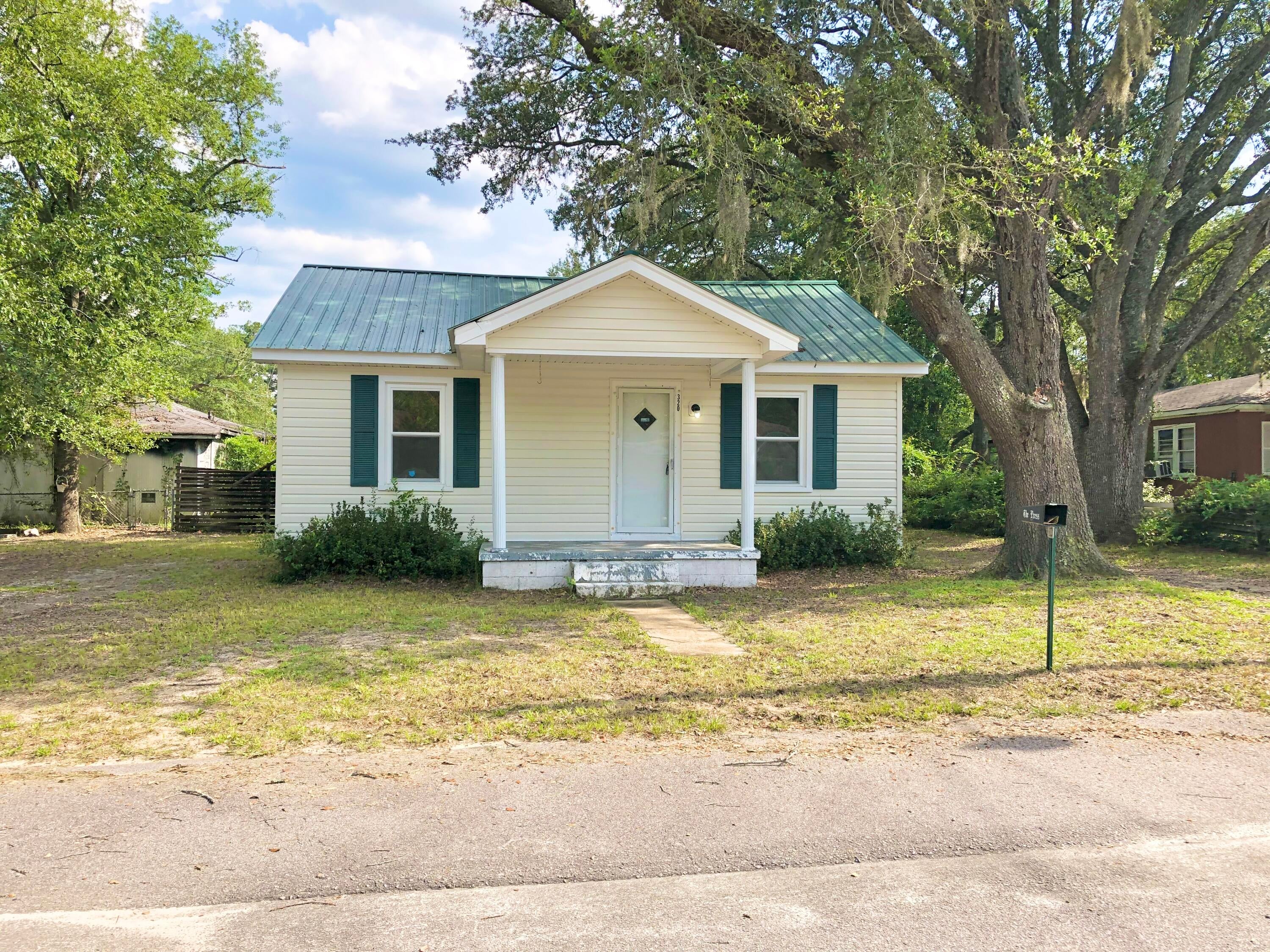 320 Breland Street — photo