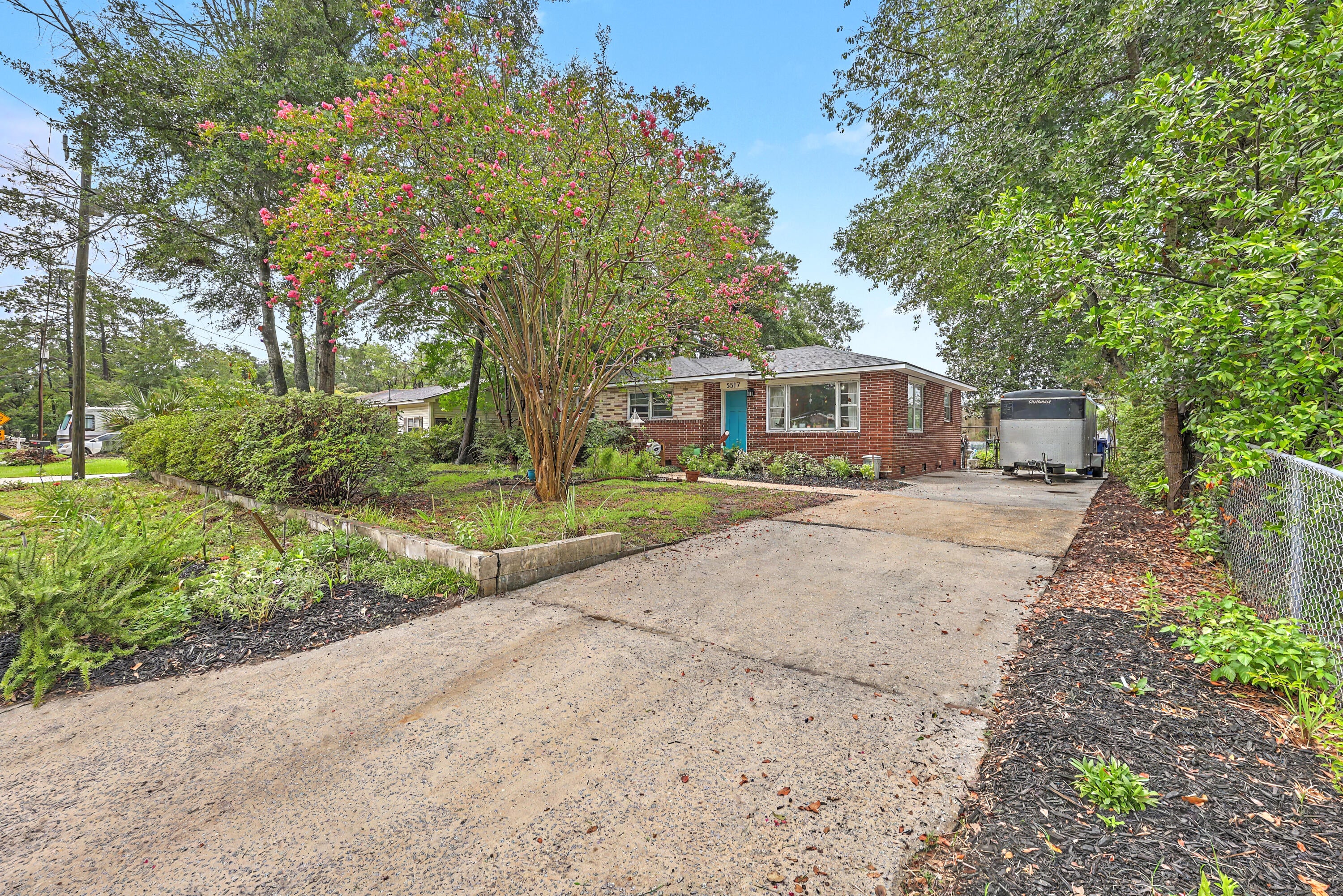 5517 Gale Street — photo