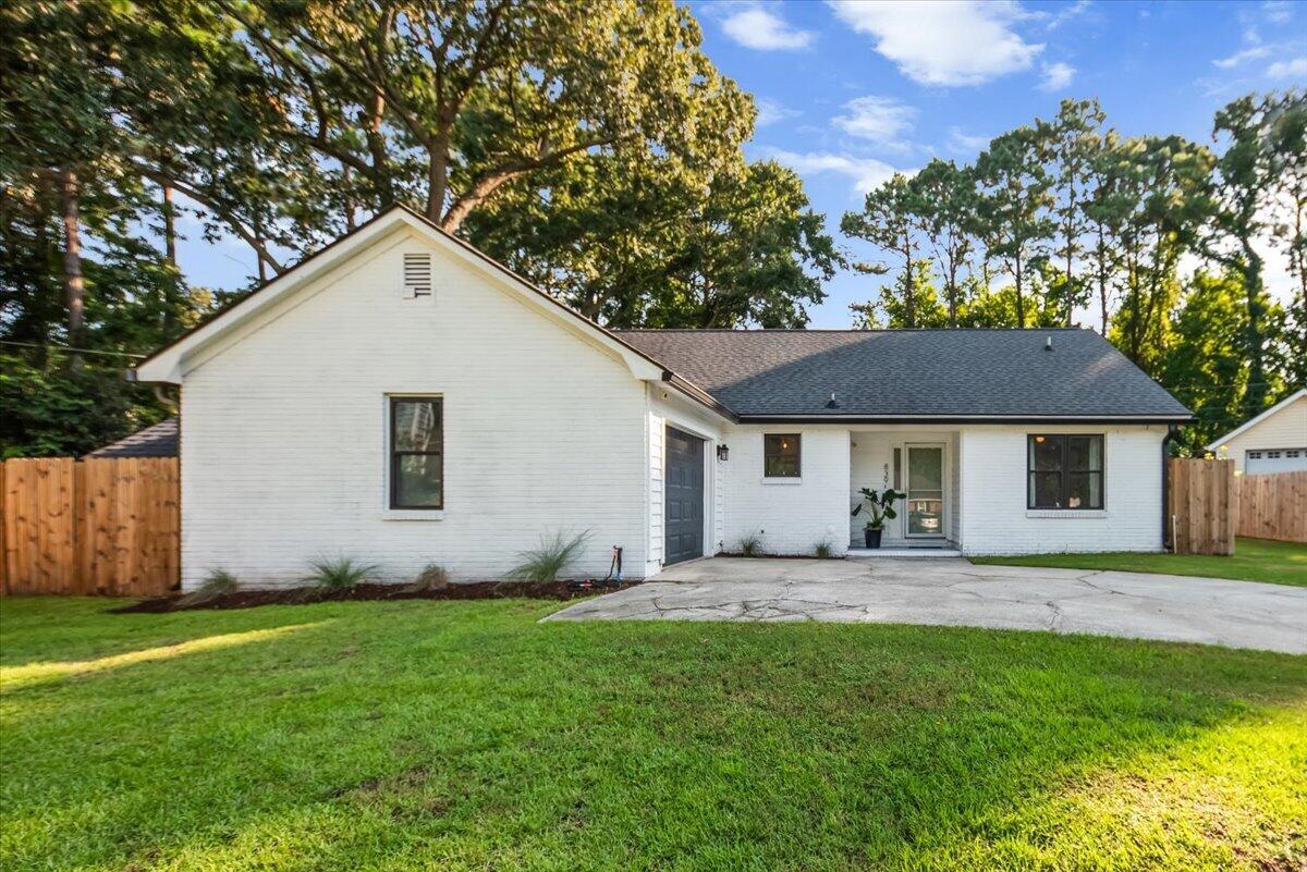 839 Ramblewood Circle — photo