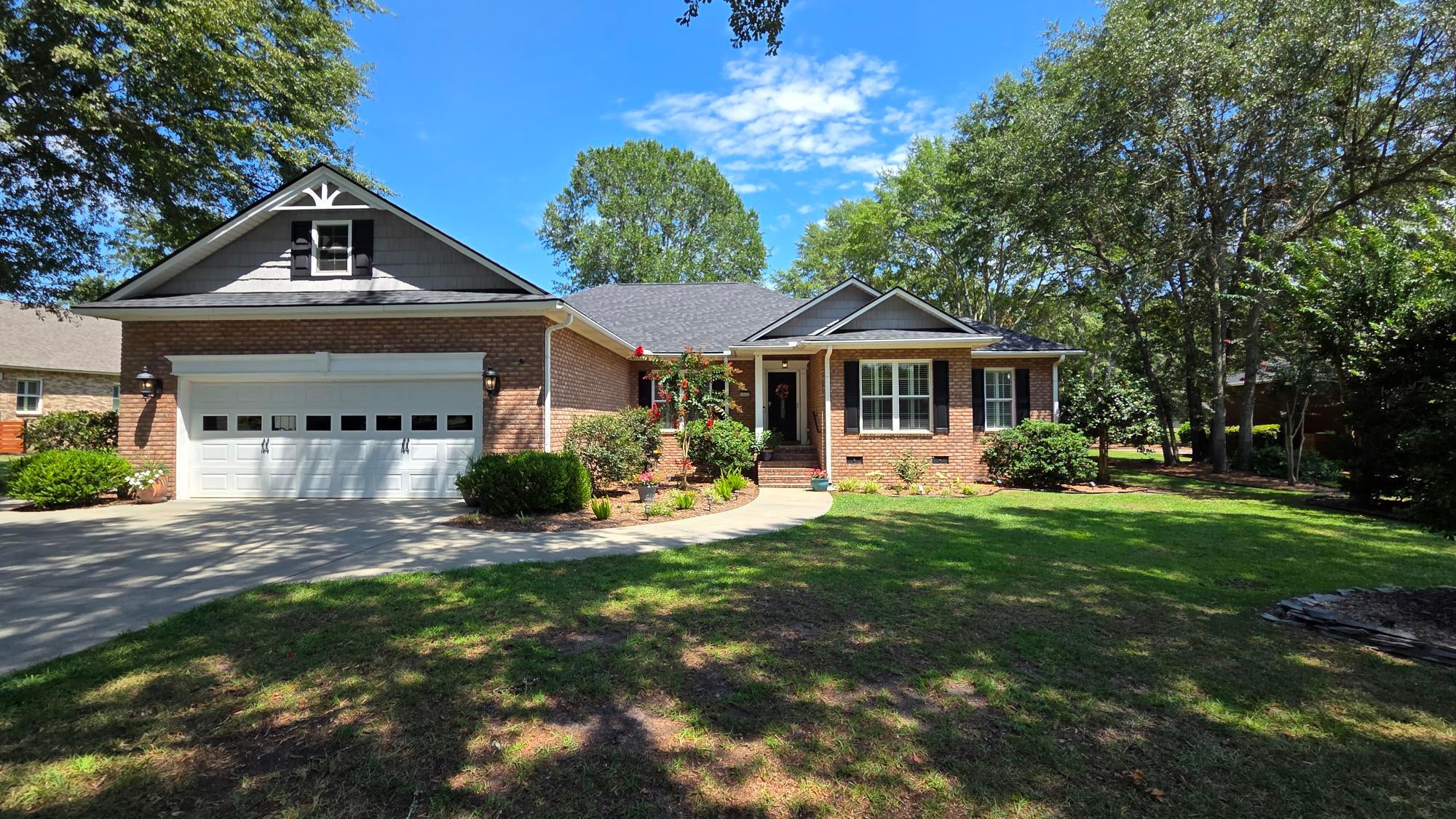 6 Lake Arbu Drive — photo