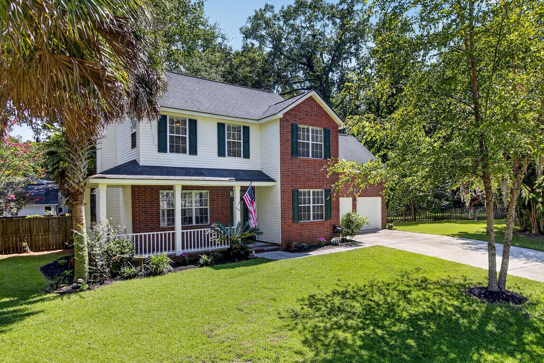 111 Bonneau Court — photo