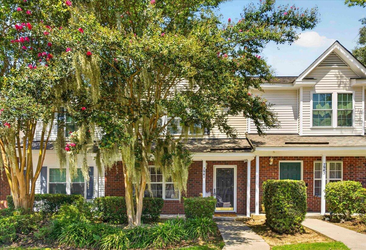 7941 Shadow Oak Drive — photo