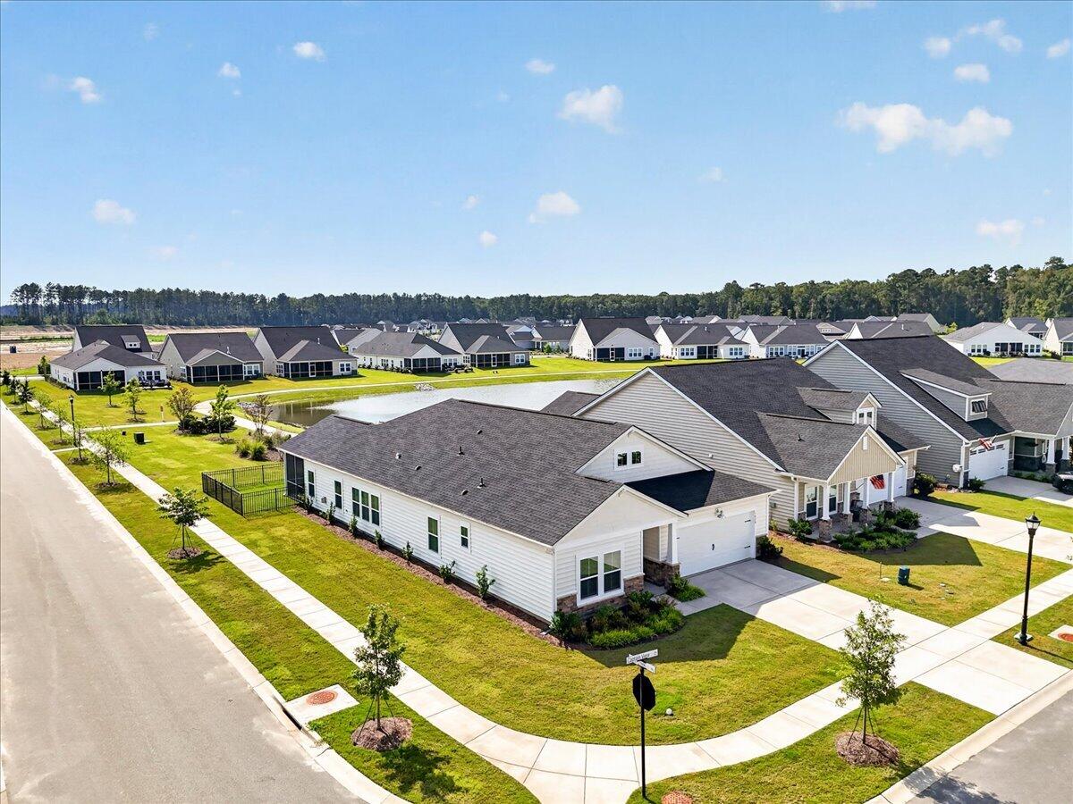 1028 Captain View Court — photo