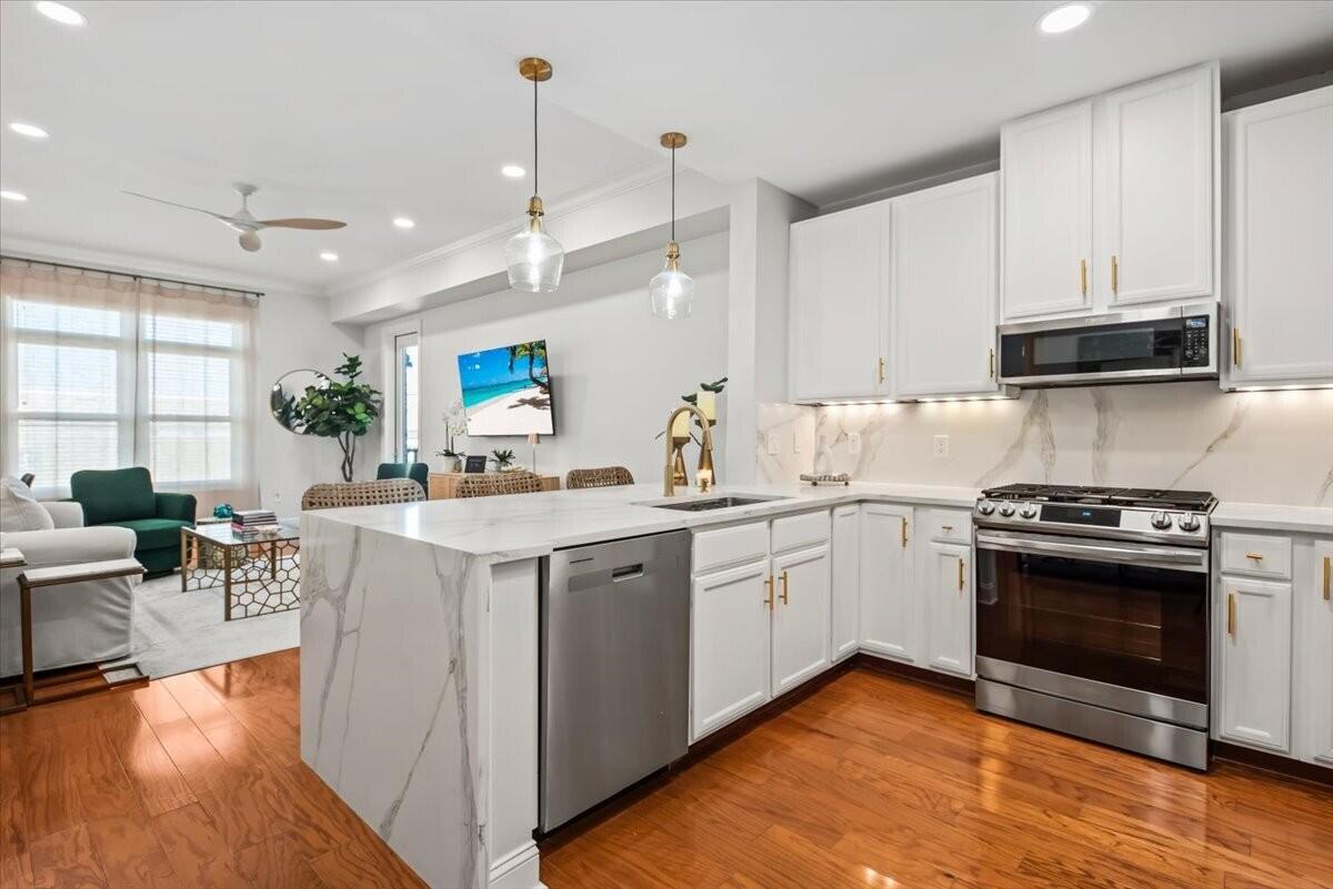 125 Pier View Street 407 — photo