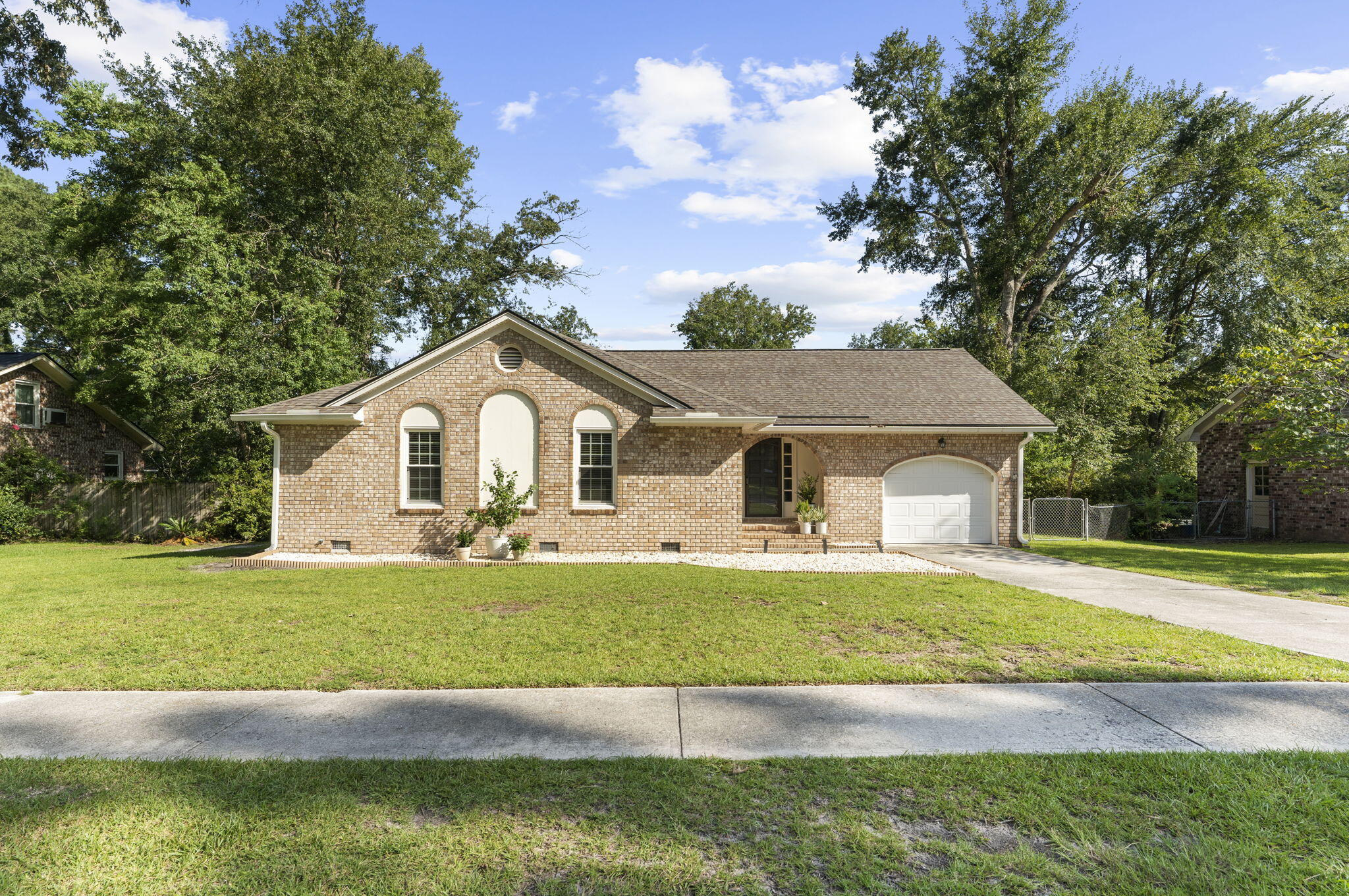 118 Bramwell Drive — photo