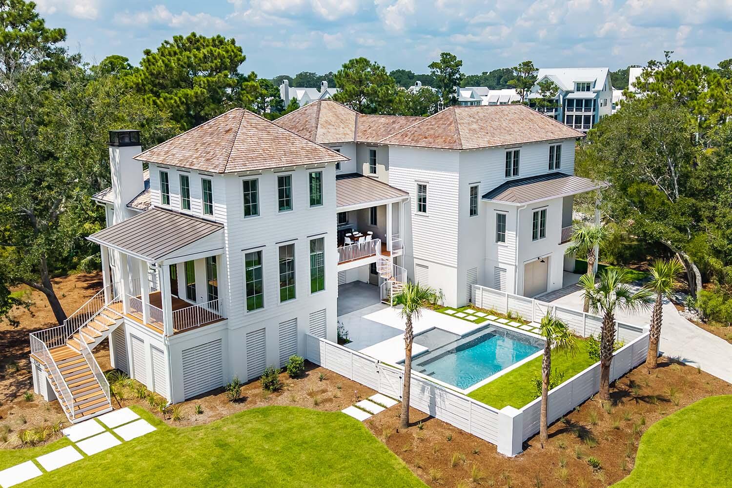 2724 Tidal Lane — photo