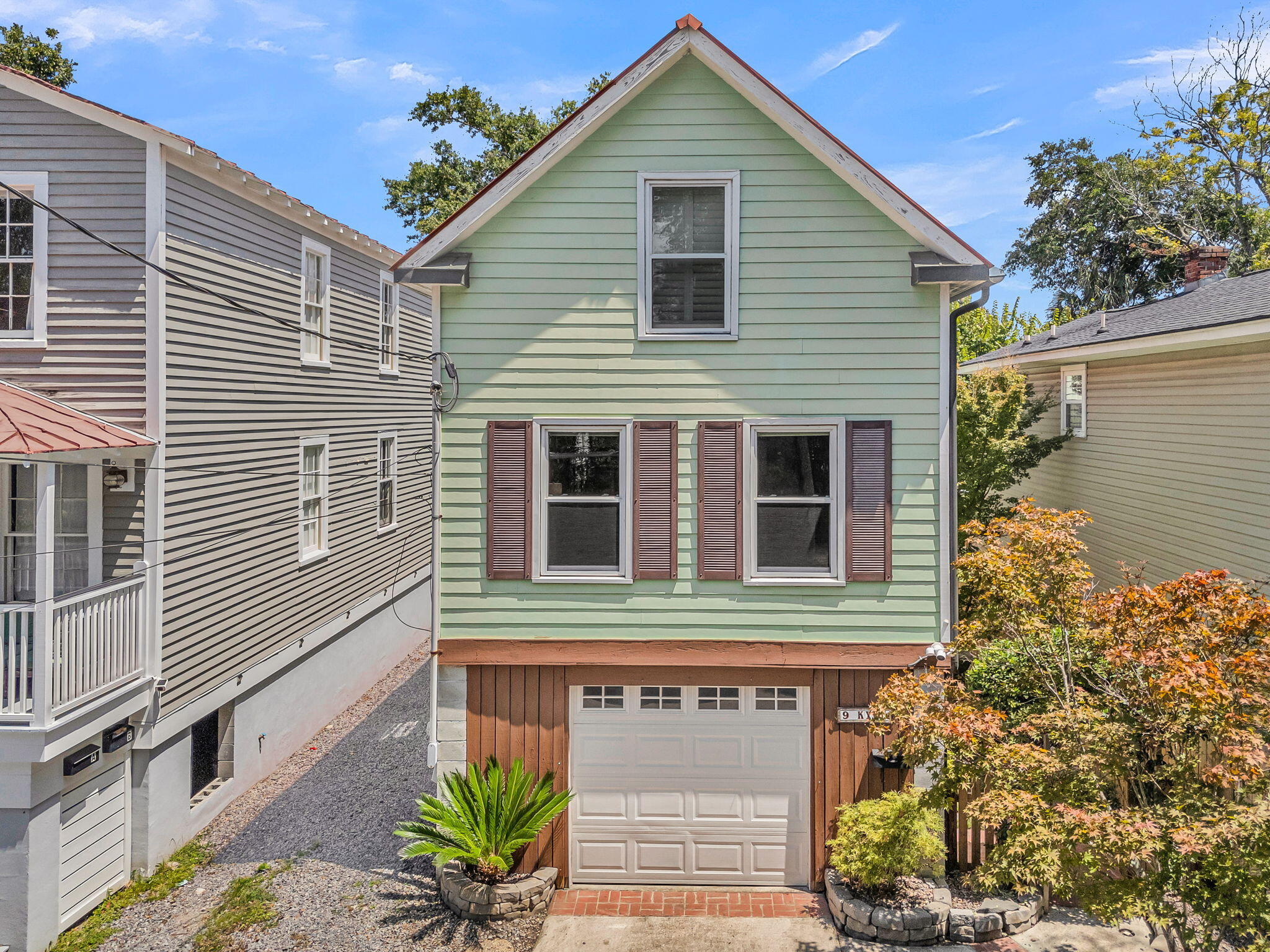 9 Kyle Place — photo