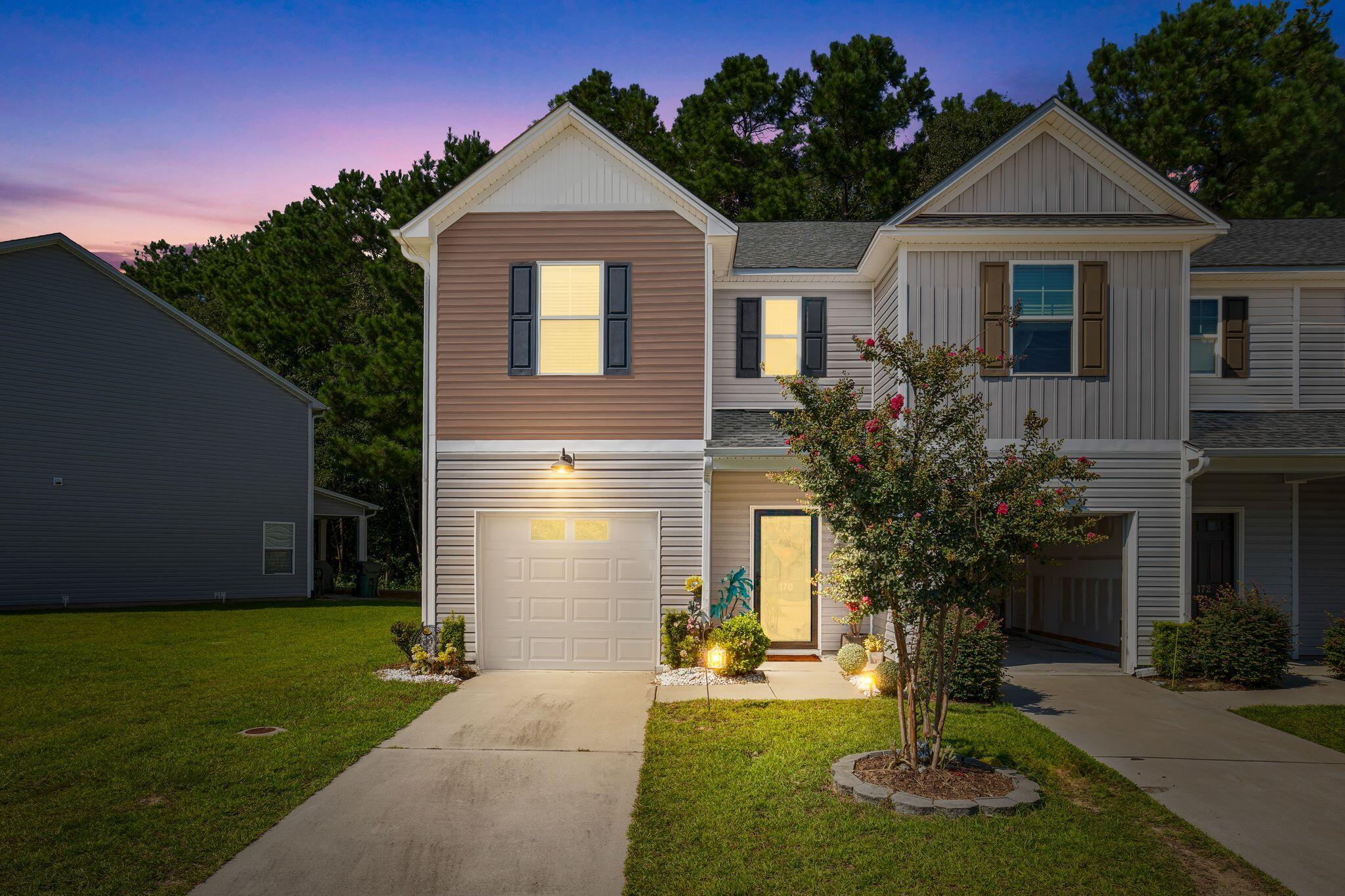 170 Buchanan Circle — photo