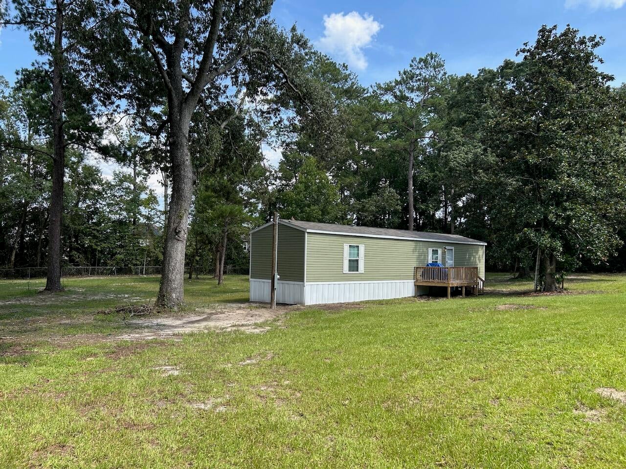 217 Holbrook Drive — photo