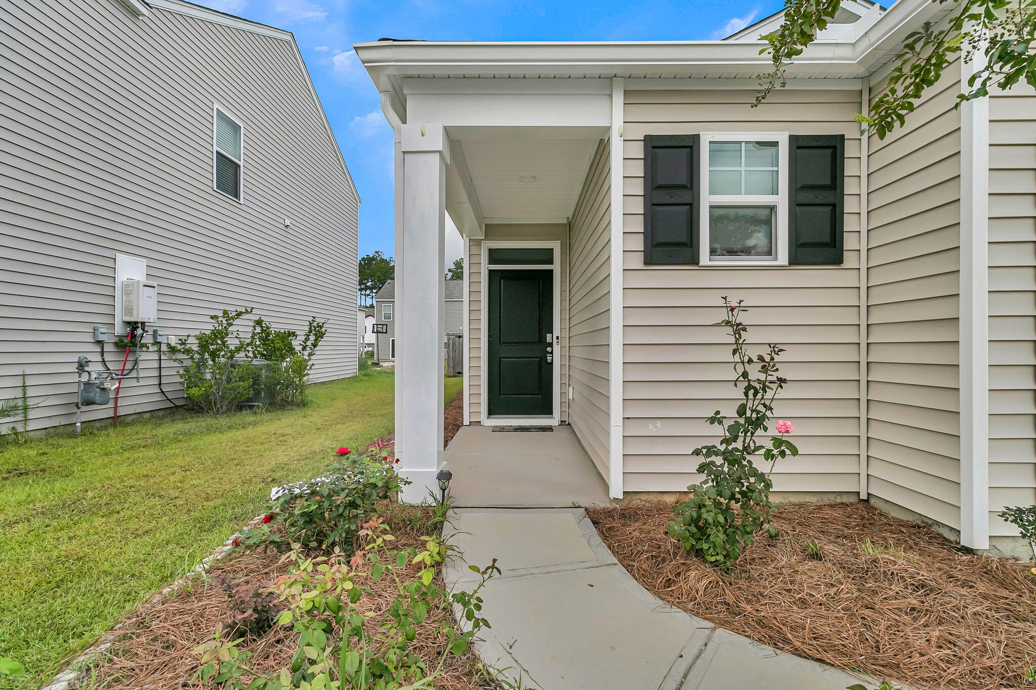 414 Eastern Pine Drive — photo