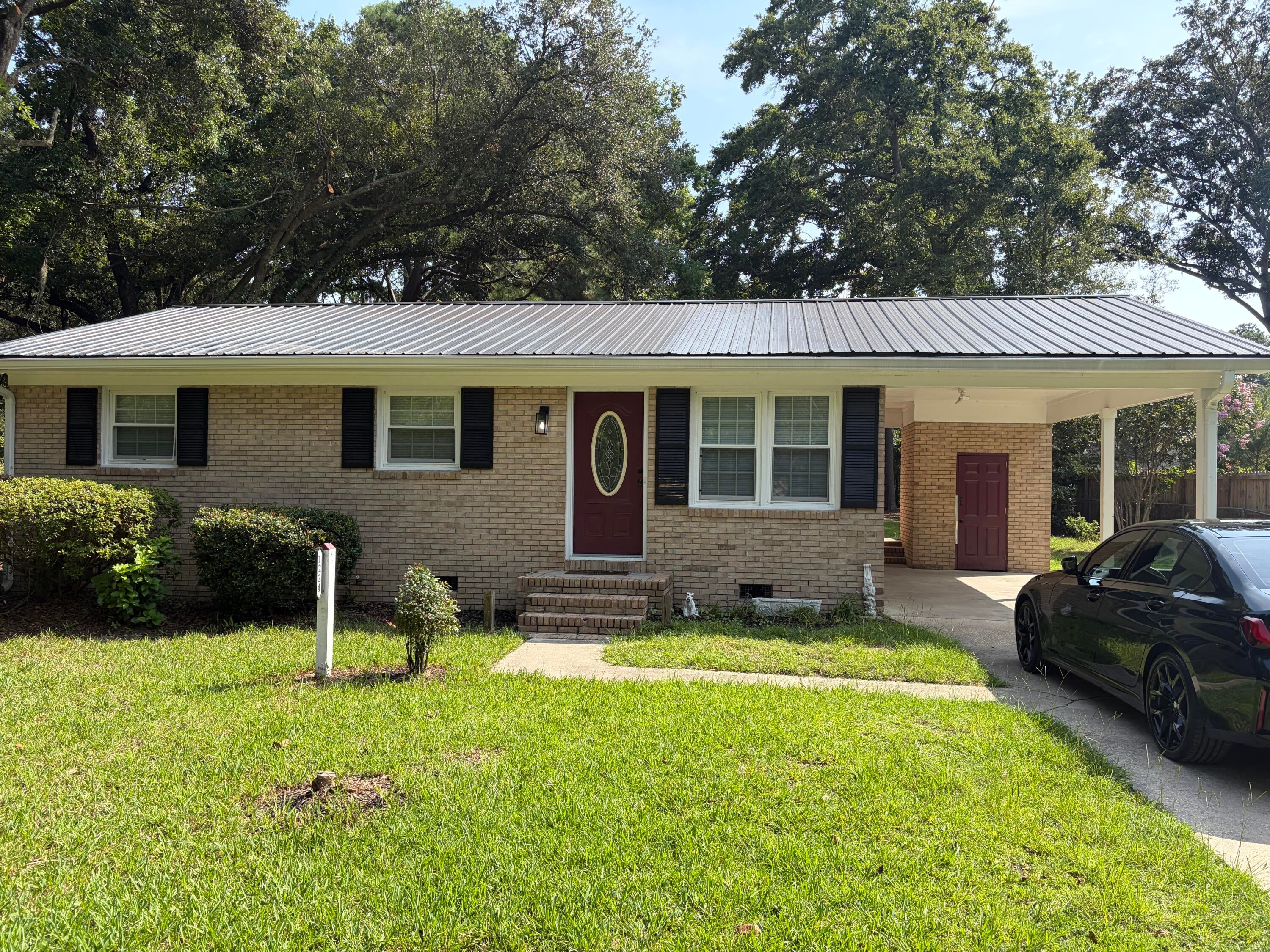 1224 Venning Road — photo